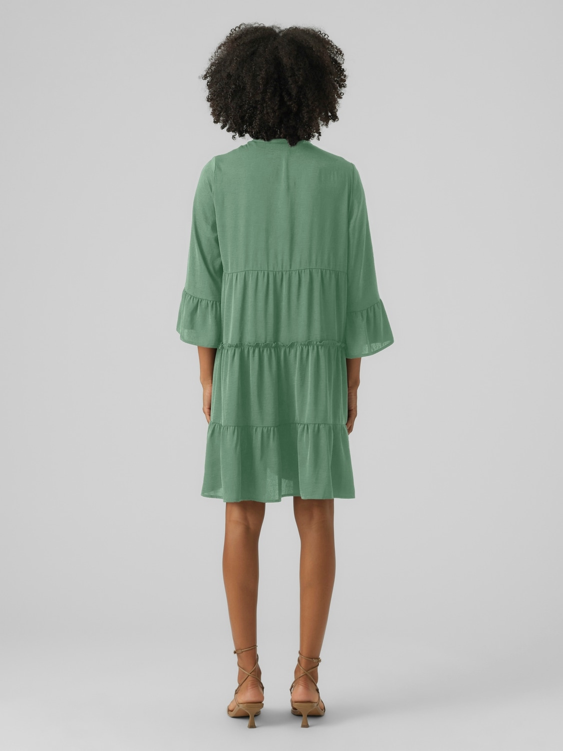Vero Moda Tunikakleid »VMKATRINE 3/4 SHORT DRESS WVN NOOS«, mit Volant