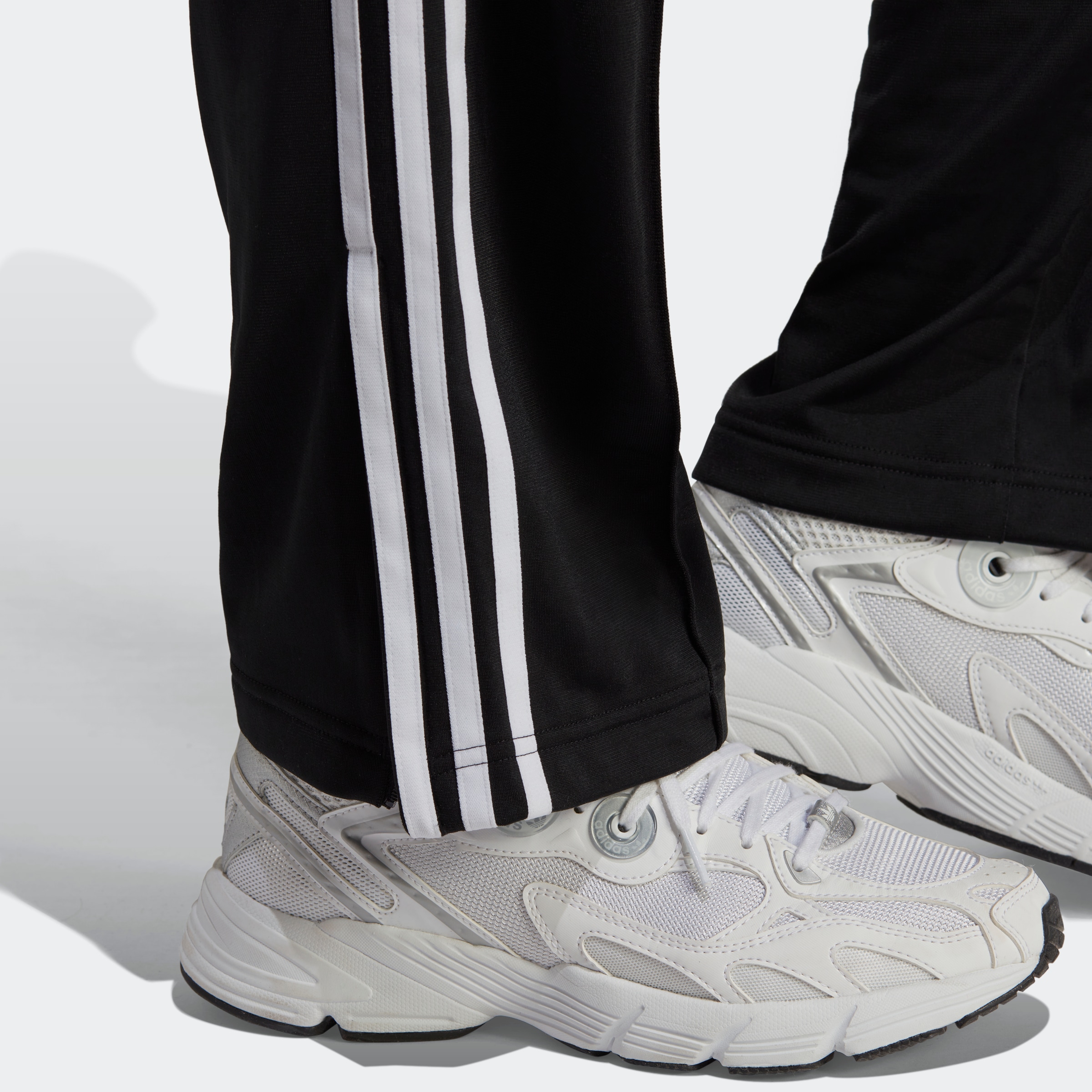 adidas Originals Sporthose ♕ bei CLASSICS »ADICOLOR FIREBIRD«, tlg.) (1