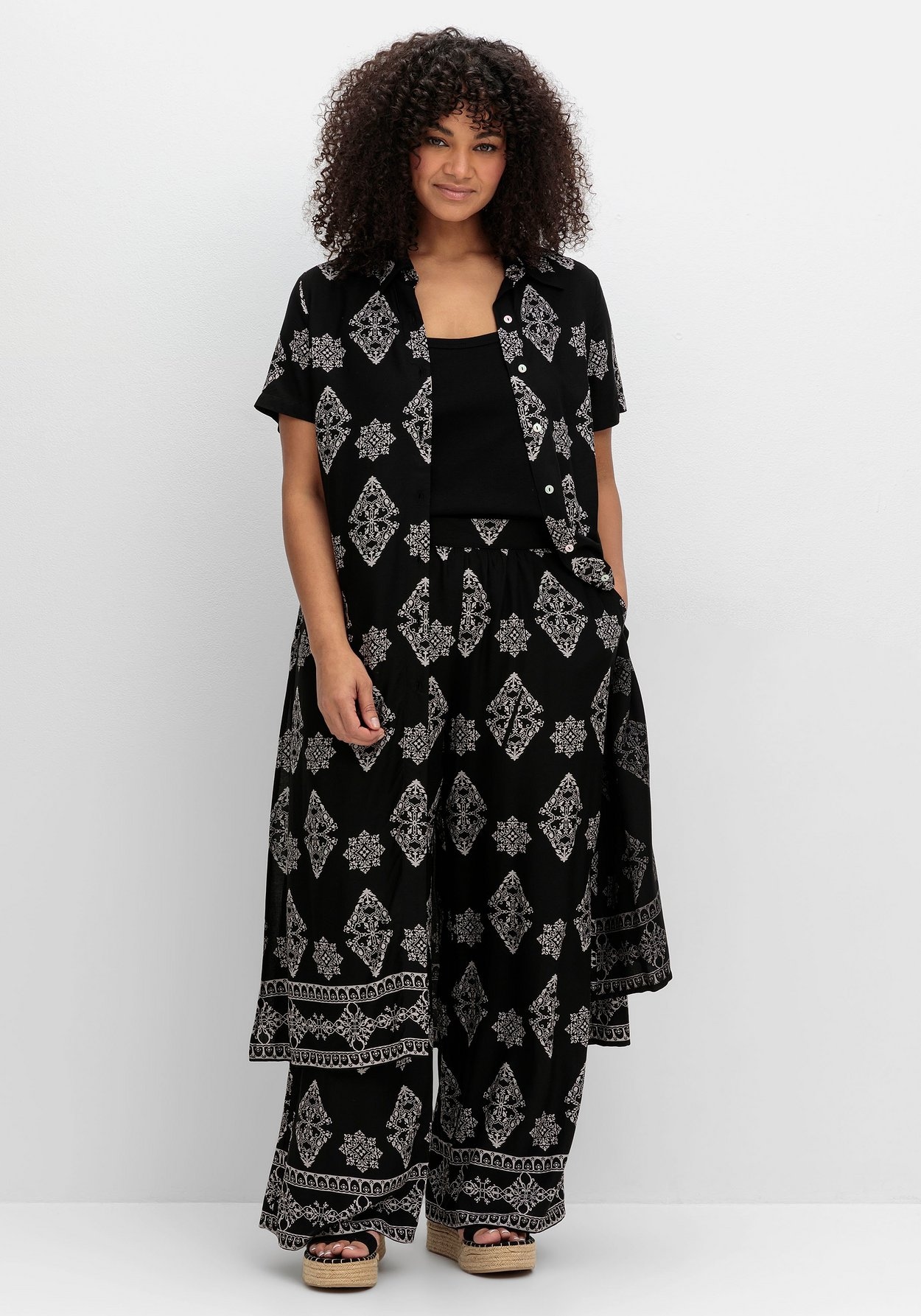 Sheego Longbluse »Longbluse mit Ornamentdruck, extralang«
