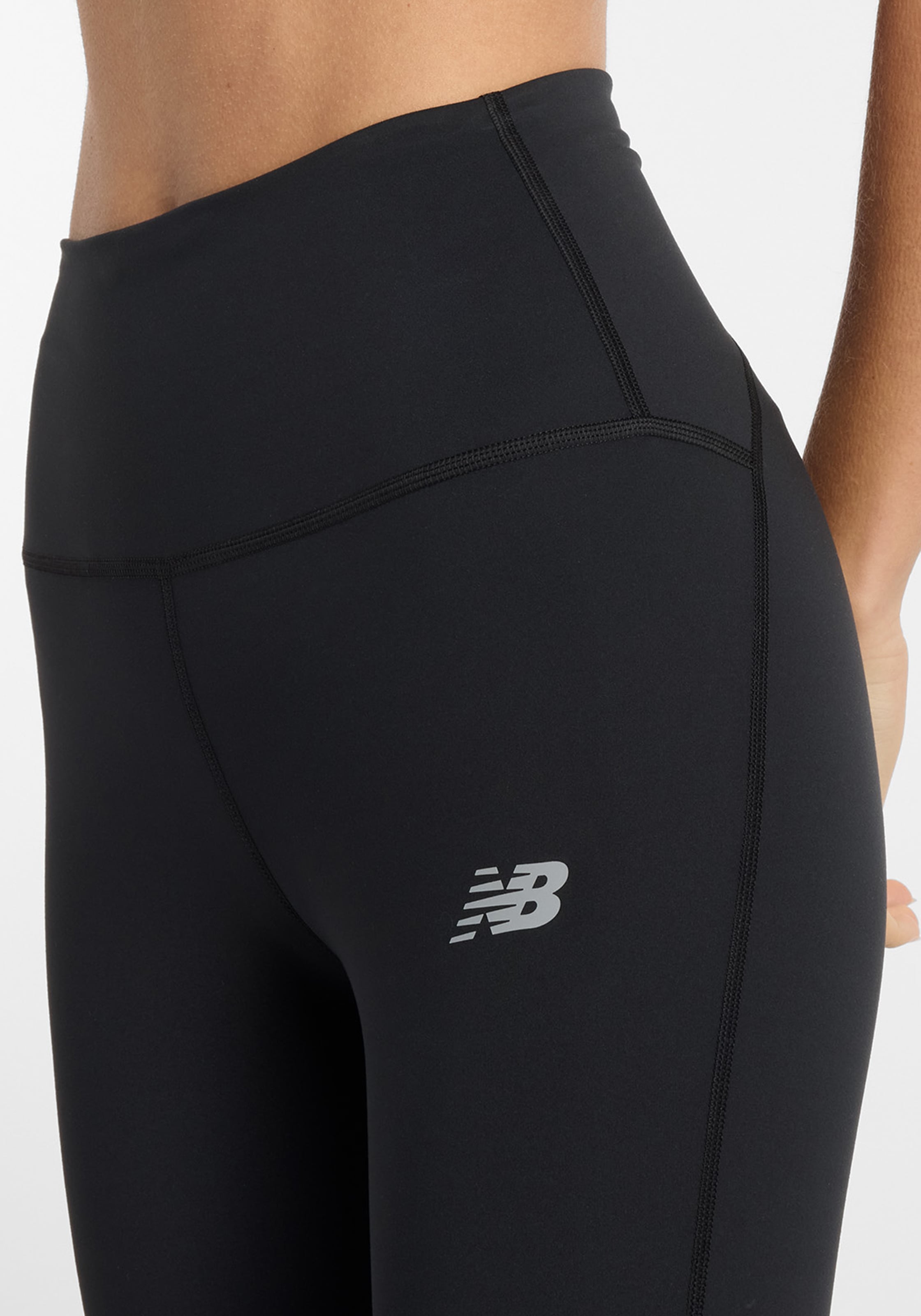 New Balance Trainingstights »NB ESSENTIAL HIGH RISE LEGGING 25”«  aus Polyester und Elasthan, bequeme Passform, hoher Bund