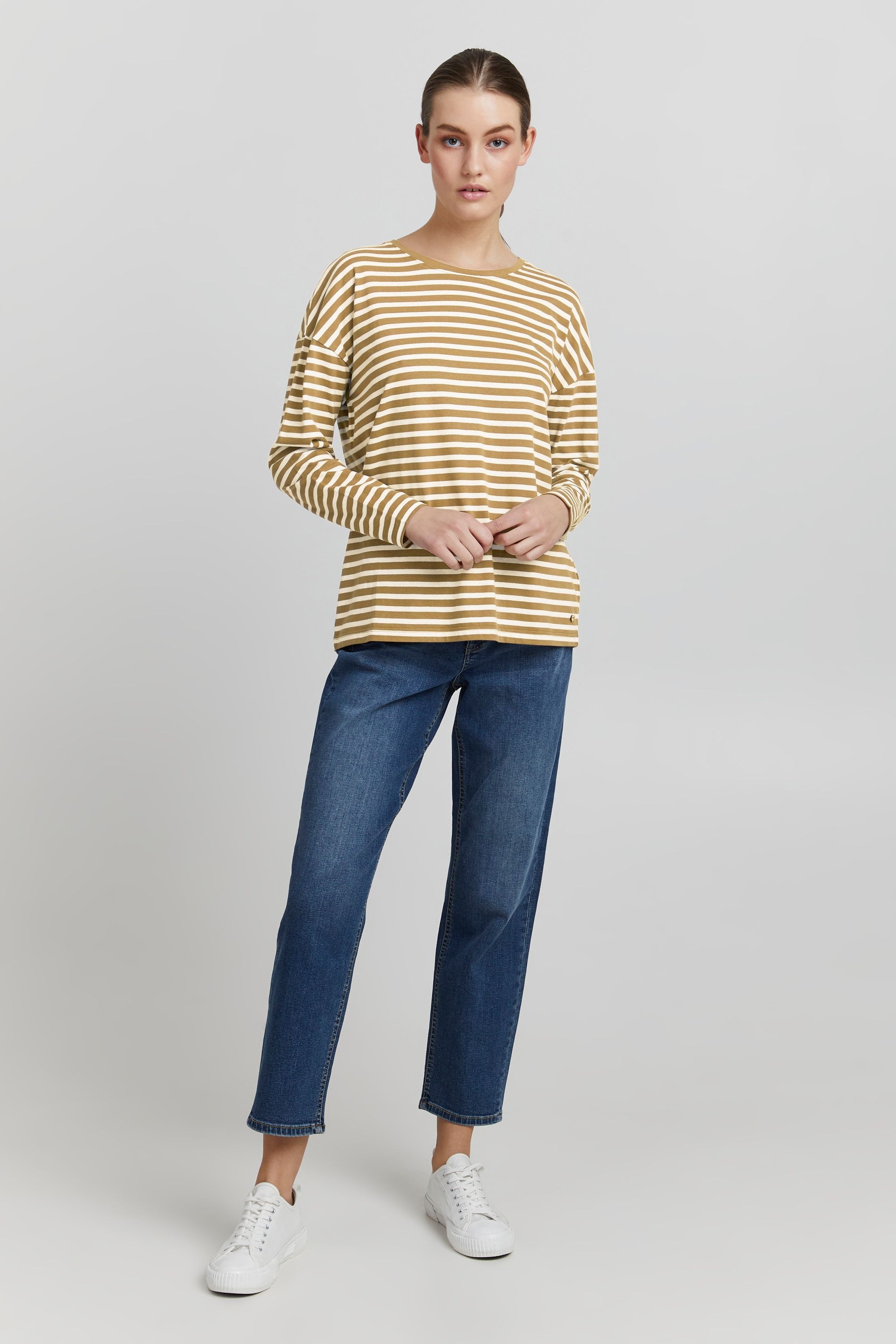 OXMO Langarmshirt »Langarmshirt OXStefka«