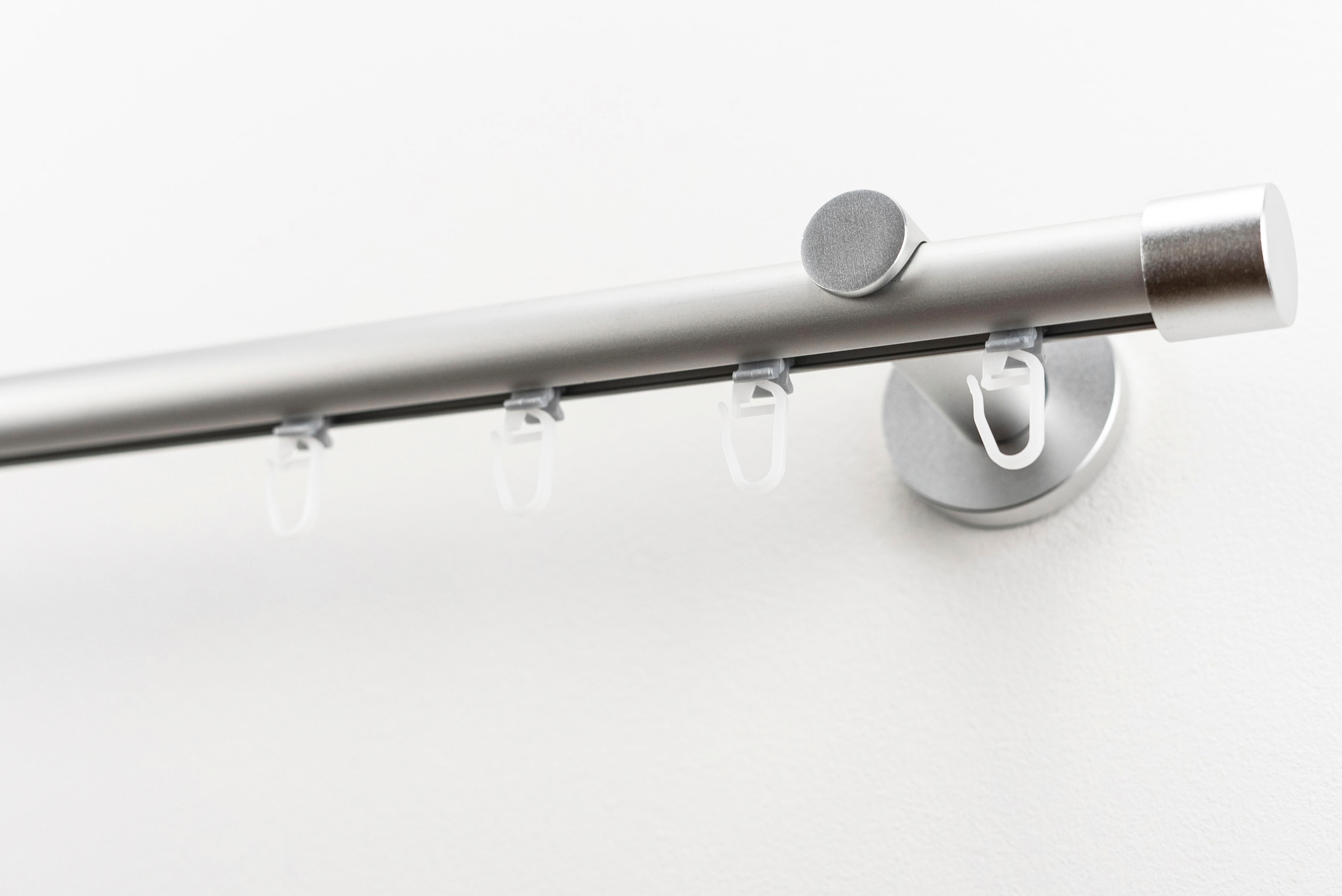 GARESA Gardinenstange »EASY«, 1 läufig-läufig, Wunschmaßlänge, Vorhanggarnitur-Innenlauf, verlängerbar, Wandmontage, Kappe, Aluminium