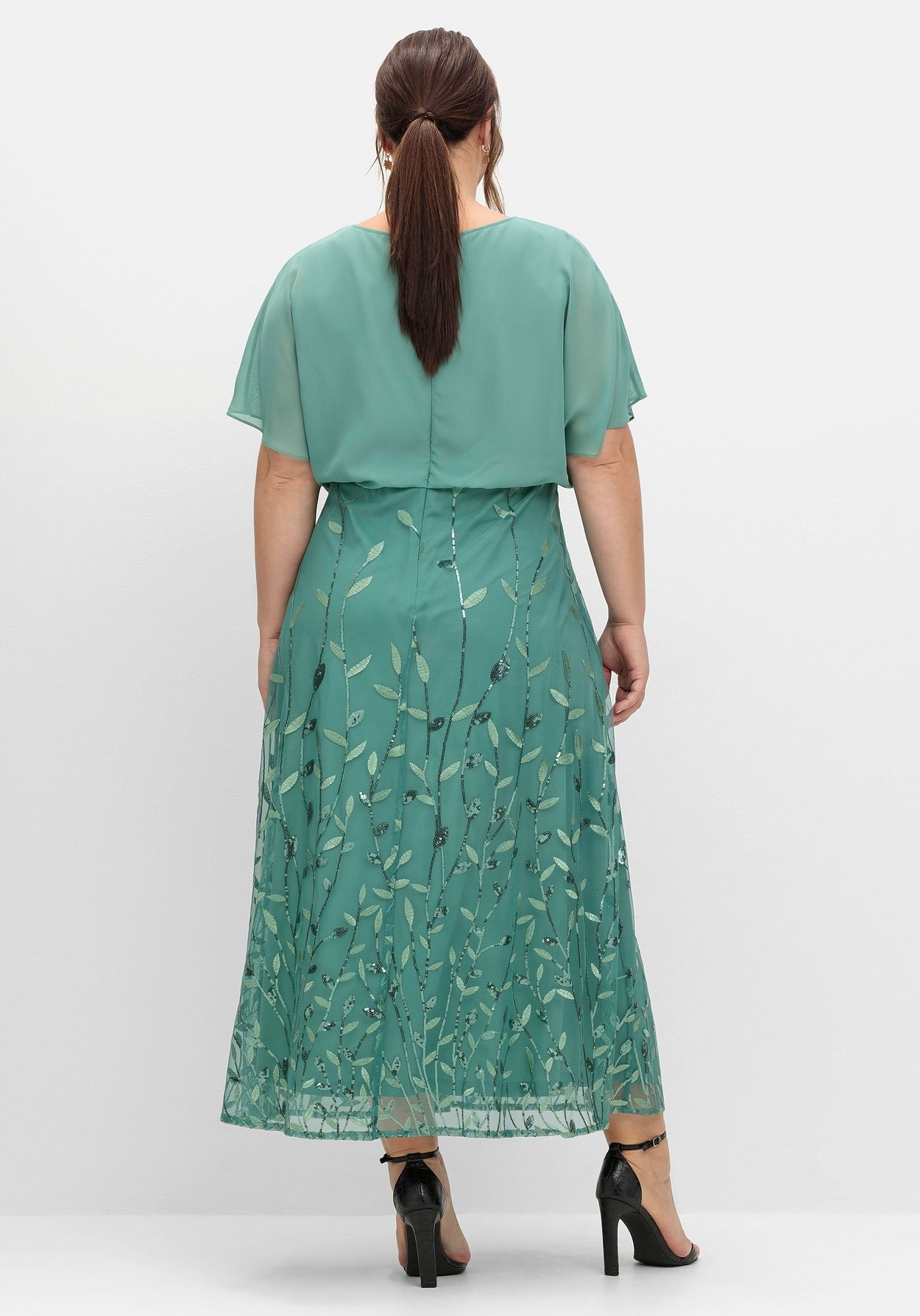 Sheego Abendkleid »Abendkleid mit Stickereien und Pailletten am Rock«