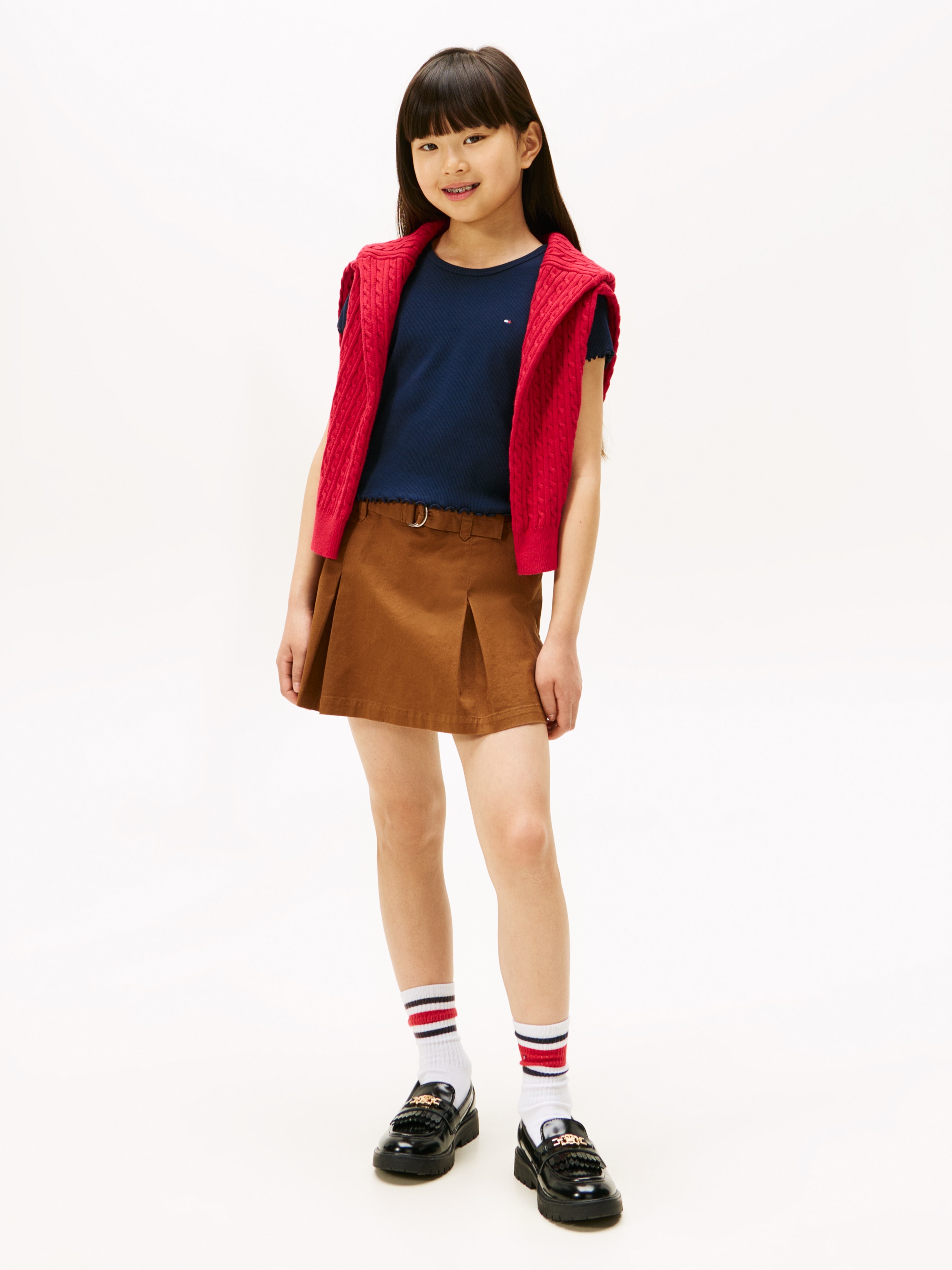 Tommy Hilfiger T-Shirt »ESSENTIAL RIB TOP mit Babylock-Kanten und Stickerei« unifarben, casual, regular fit, Baumwollmix, Rundhals