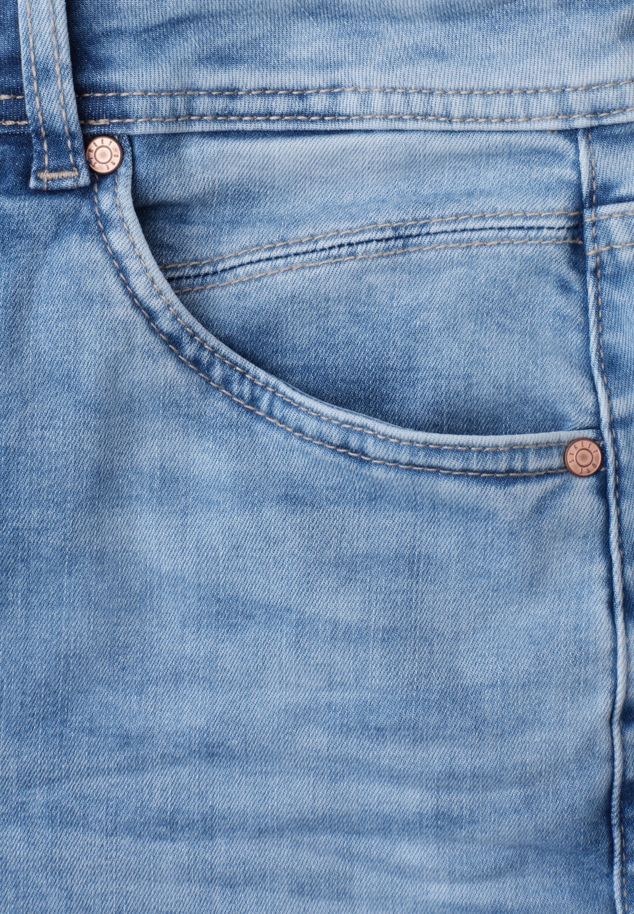 STREET ONE Loose-fit-Jeans »Style Karlie« Barrel Legs / mit Viskose und Stretch