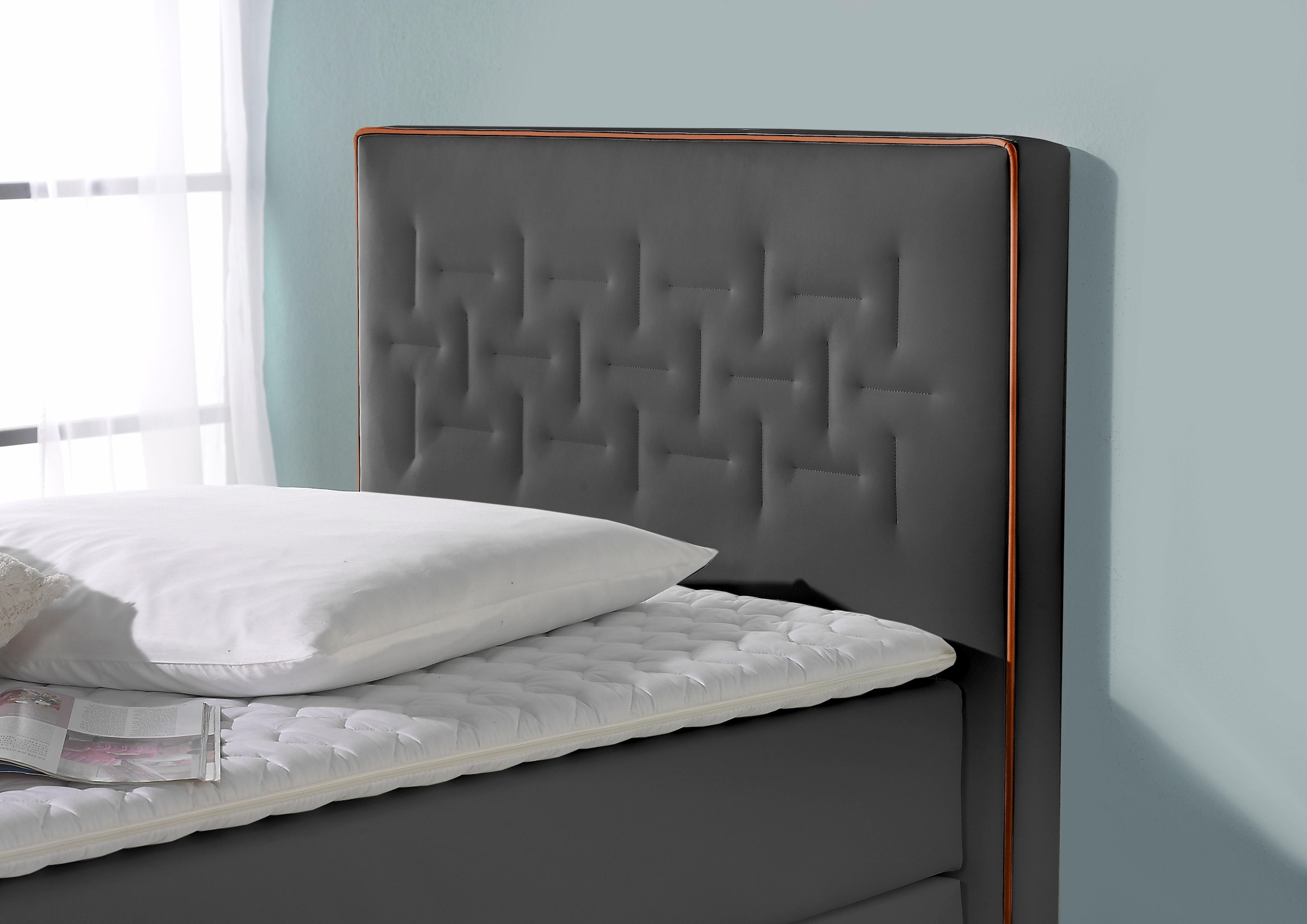 INOSIGN Boxspringbett »Coos« mit besonderer Steppung im Kopfteil, 3 Matratzenarten, 2 Härtegrade