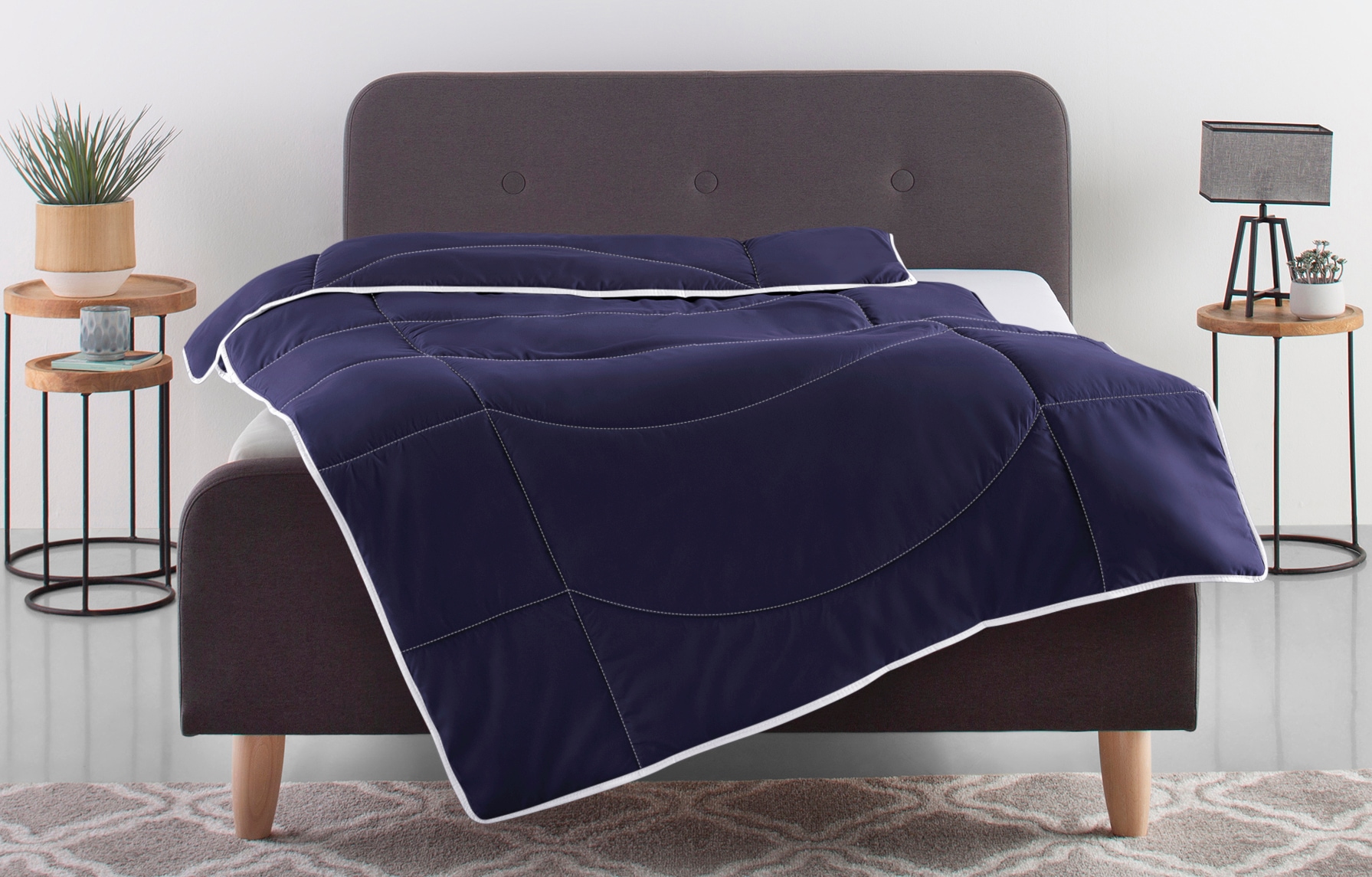 my home Microfaserbettdecke »Microlux, Bettdecke 135x200 cm, 155x220 cm, 200x200 cm«, warm, Füllung Polyester (3D-Klimafaser), Bezug Polyester (Microfaser-Feinbatist), (1 St.), Bettdecken in 4 Farben, Sommer, Winter, 4 Jahreszeiten, Decke