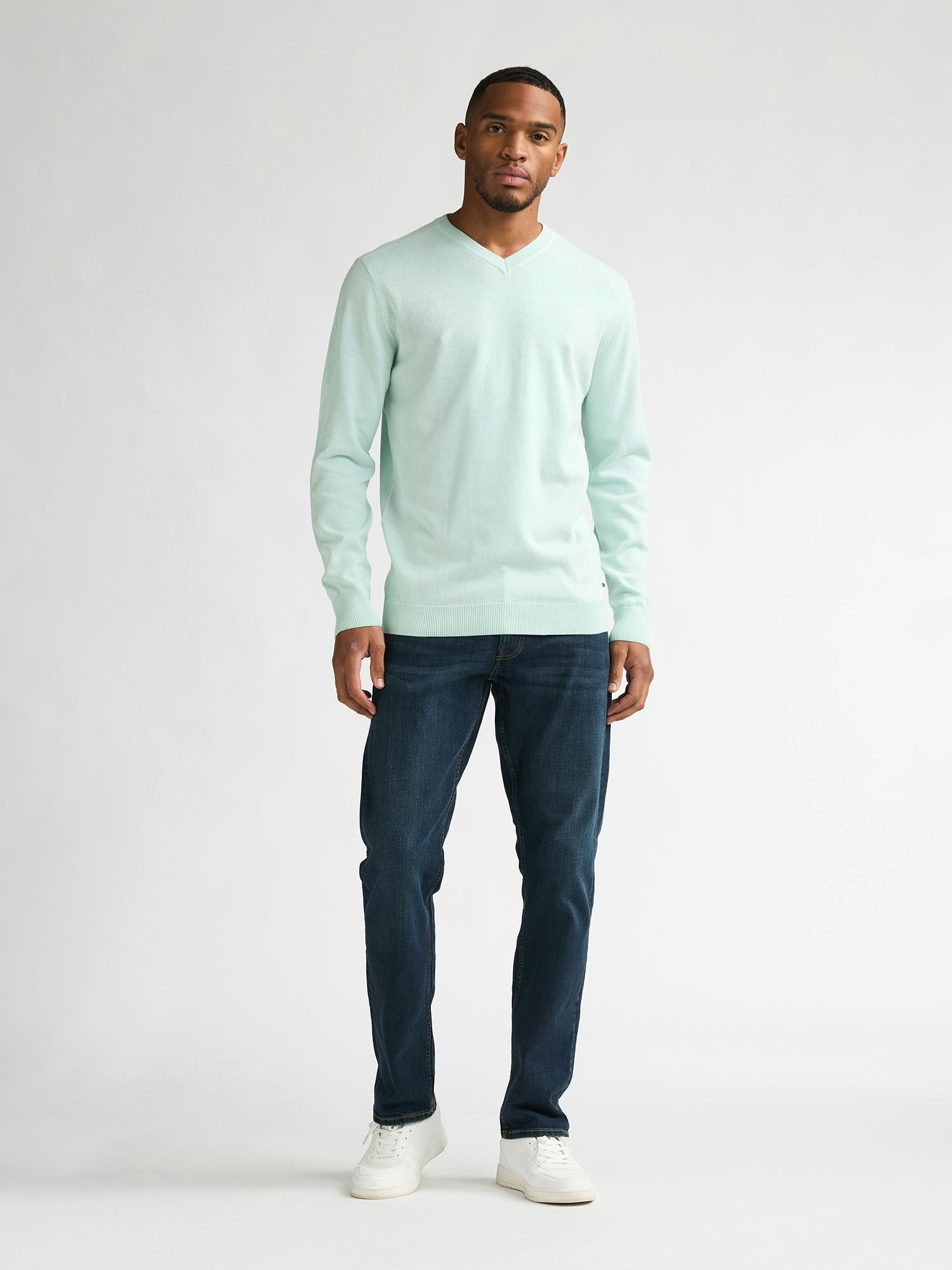 Petrol Industries V-Ausschnitt-Pullover »V-Neck Basi« Materialmix mit Baumwollanteil