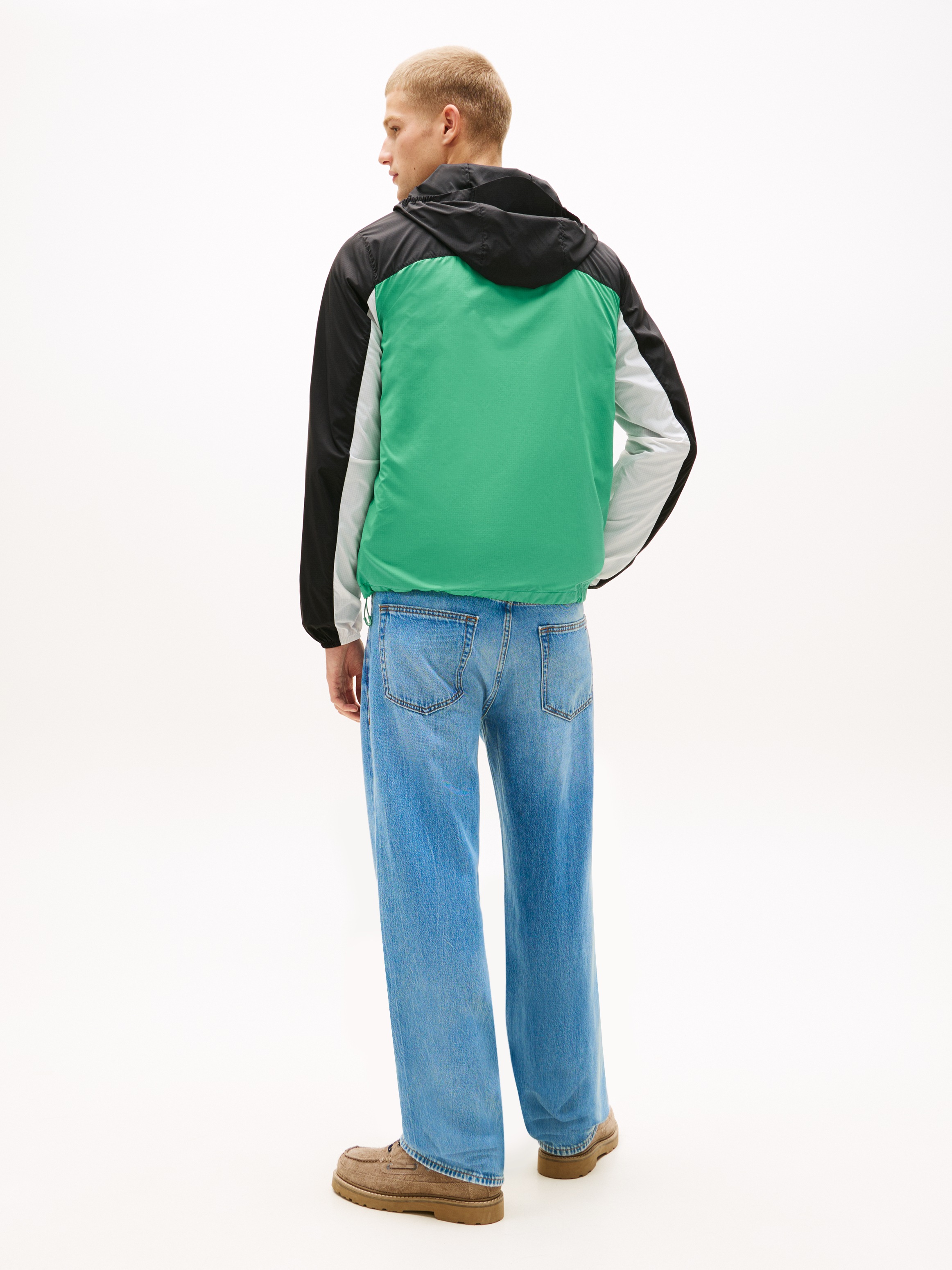 Tommy Jeans Outdoorjacke »TJM OUTDOOR SHELL« mit Kapuze Windsheeter Windjacke Packable Fahrradjacke Regular fit mit Kapuze