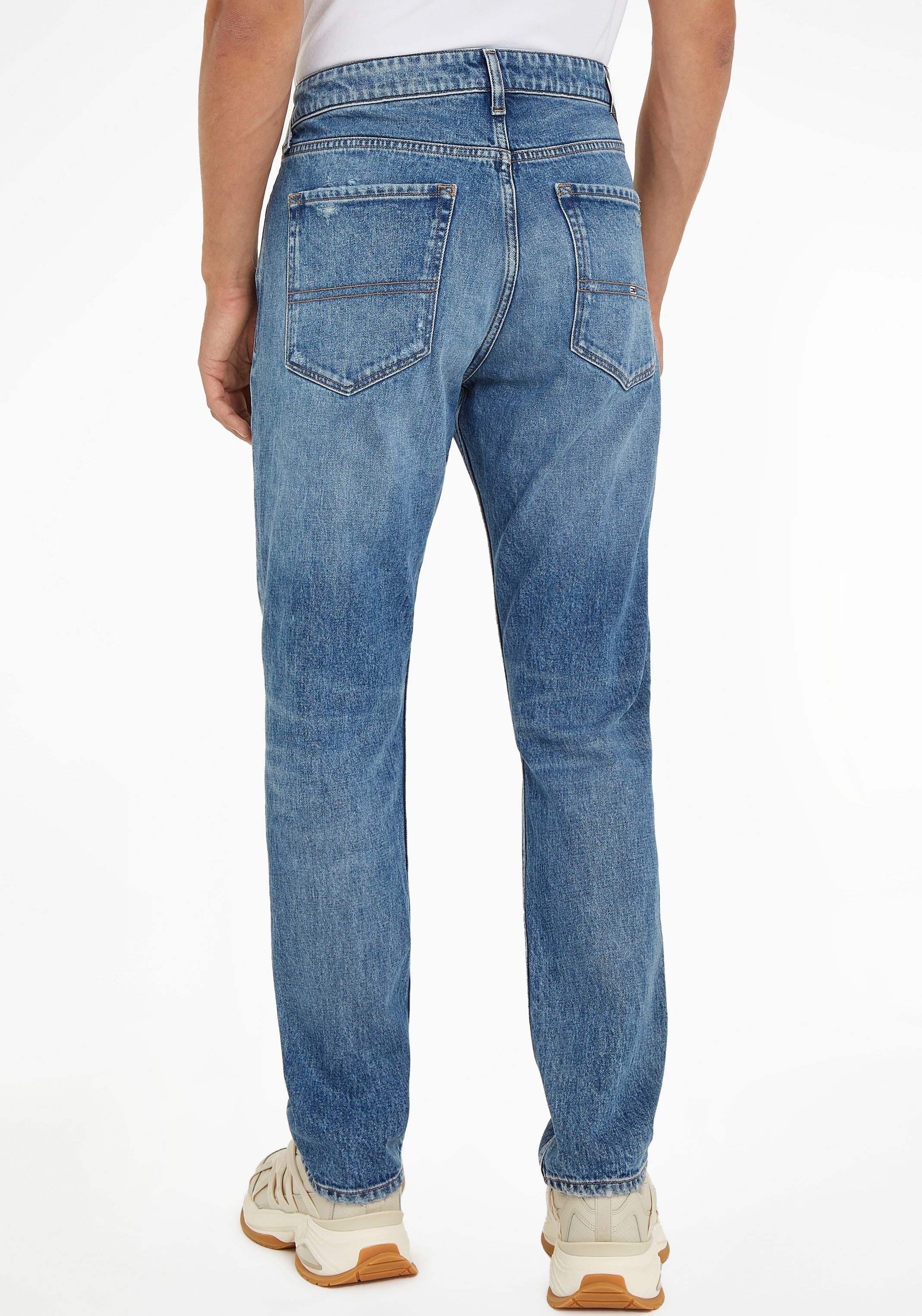 Tommy Jeans Slim-fit-Jeans »Scanton Slim Denim«, mit Used-Effekten