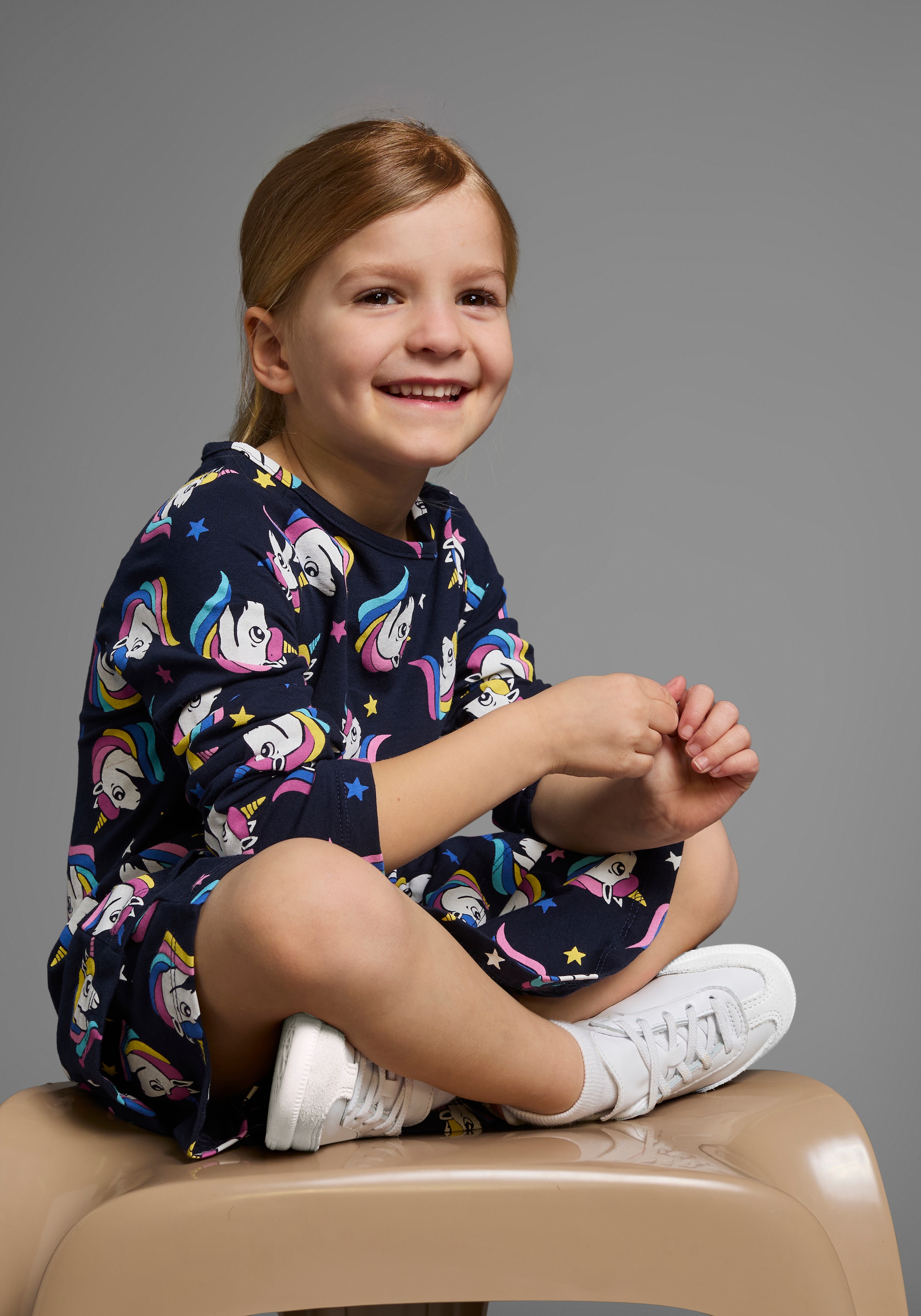 KIDSWORLD Jerseykleid »für kleine Mädchen«, festliche Anlässe, kniefreie Länge, eleganter Stil