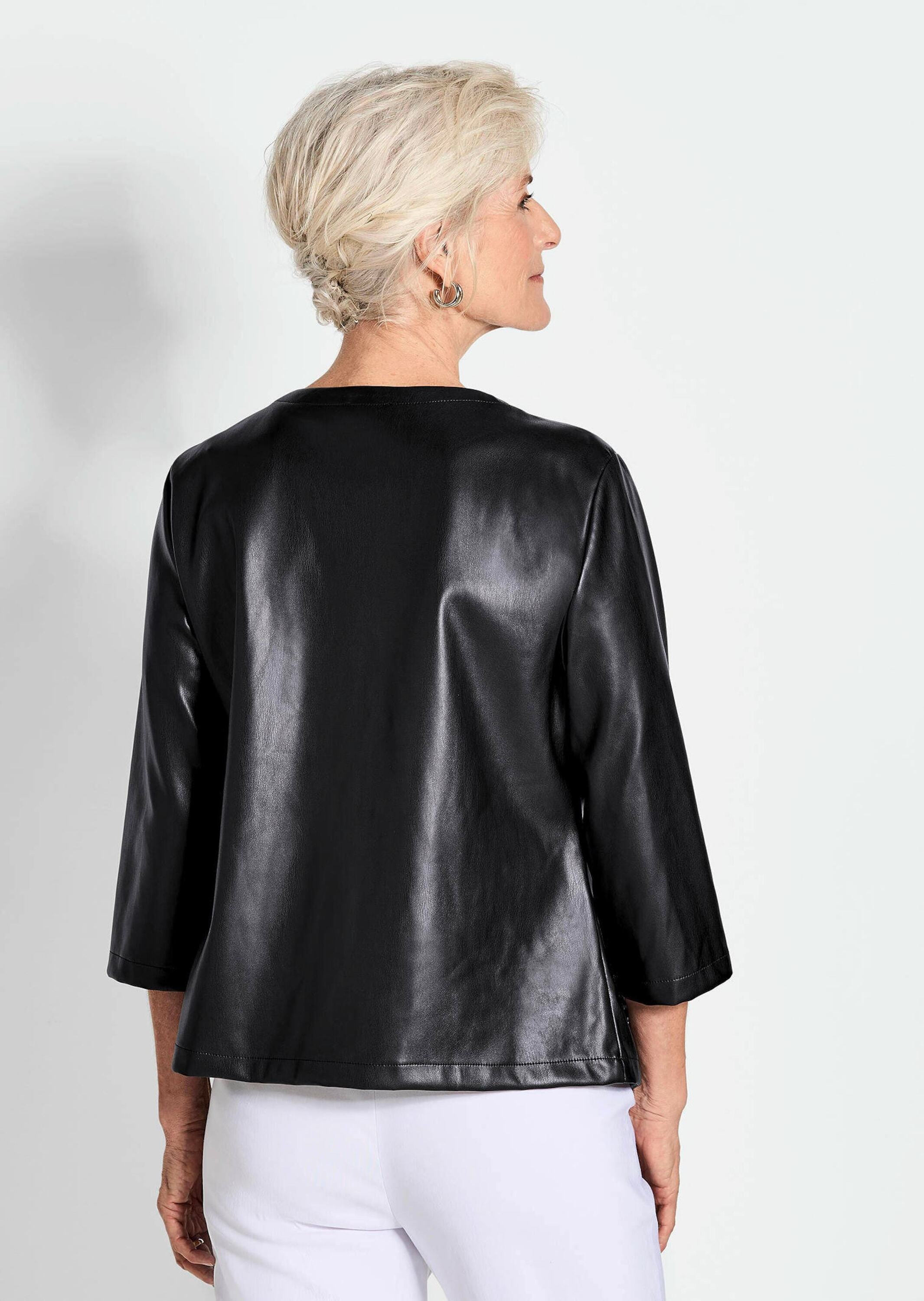 GOLDNER Kurzjacke »Kurzjacke in Lederoptik mit Lochstickerei«