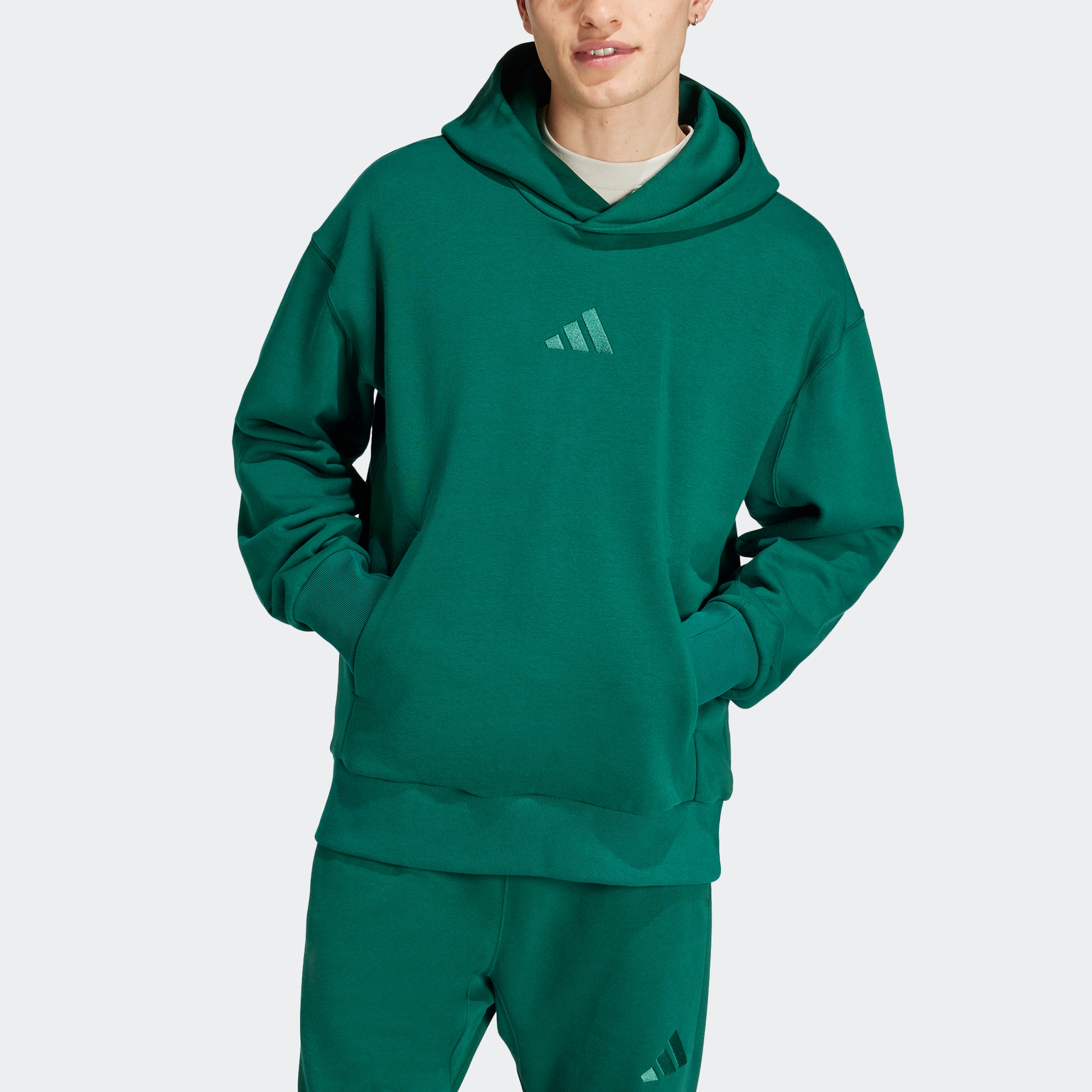 adidas Sportswear Kapuzensweatjacke »M A SZN FL HD«, weiches Fleecematerial