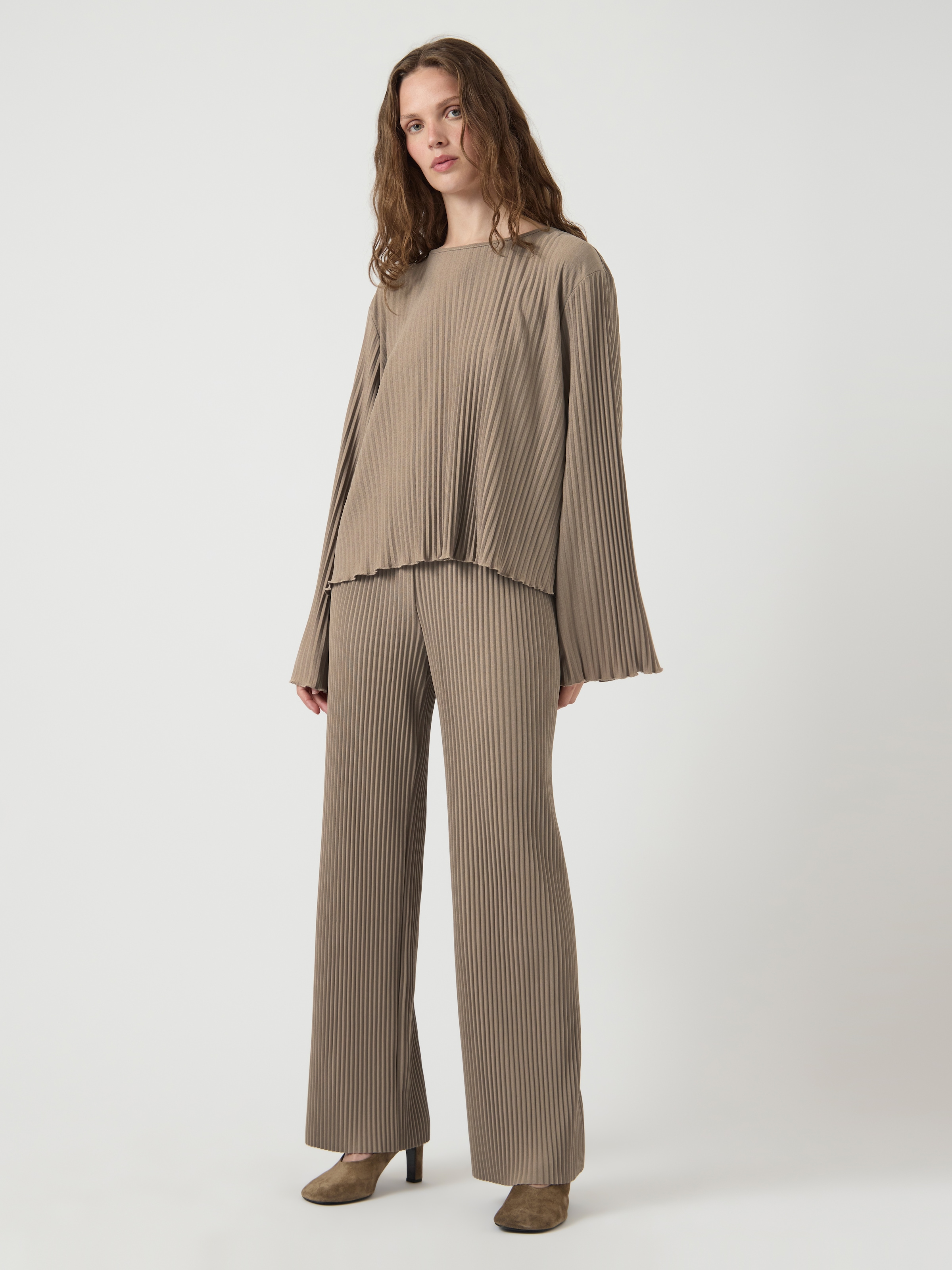 Y.A.S Schlupfhose »YASALISA HW PANT S. NOOS«  Sommerhose, mit Plisseefalten