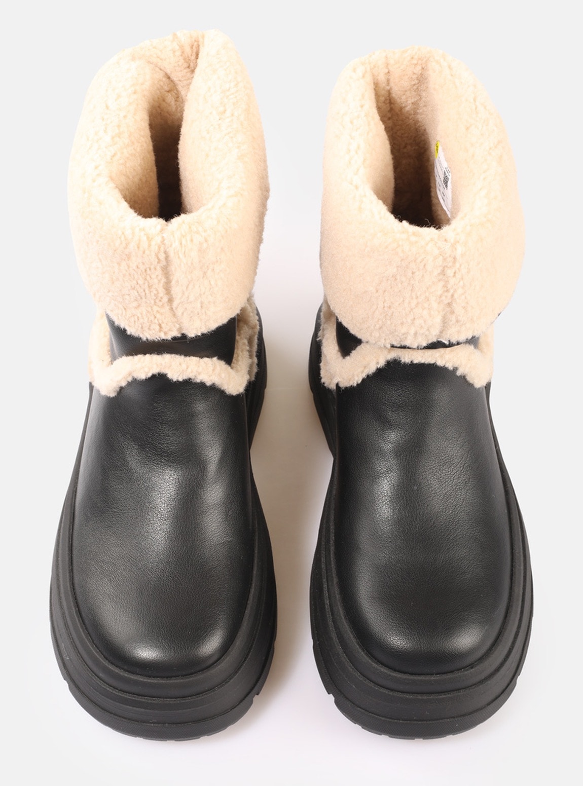 Buffalo Winterboots »OLYMPIA FOLD BOOT WARM«  Plateauboots, Snowboots mit umschlagbarem Kragen