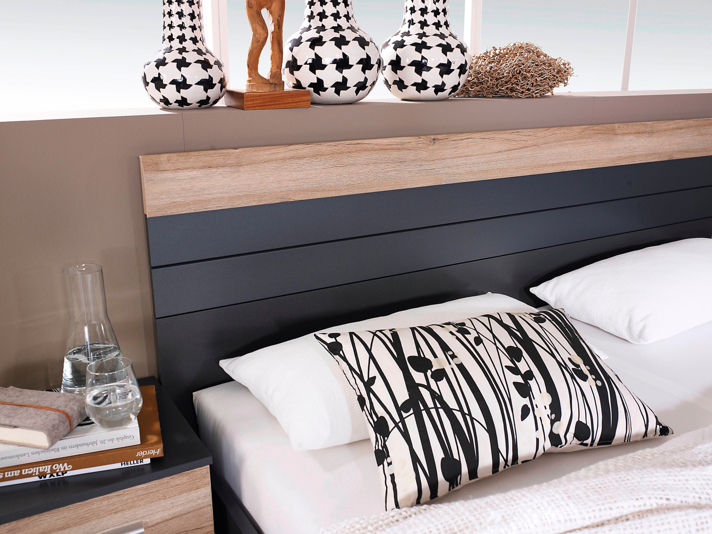 rauch Schlafzimmer-Set »Tarragona«, (Set, 4 tlg.), Schwebetürenschrank in 3 Breiten, Bett in 2 Größen und 2 Nachttische