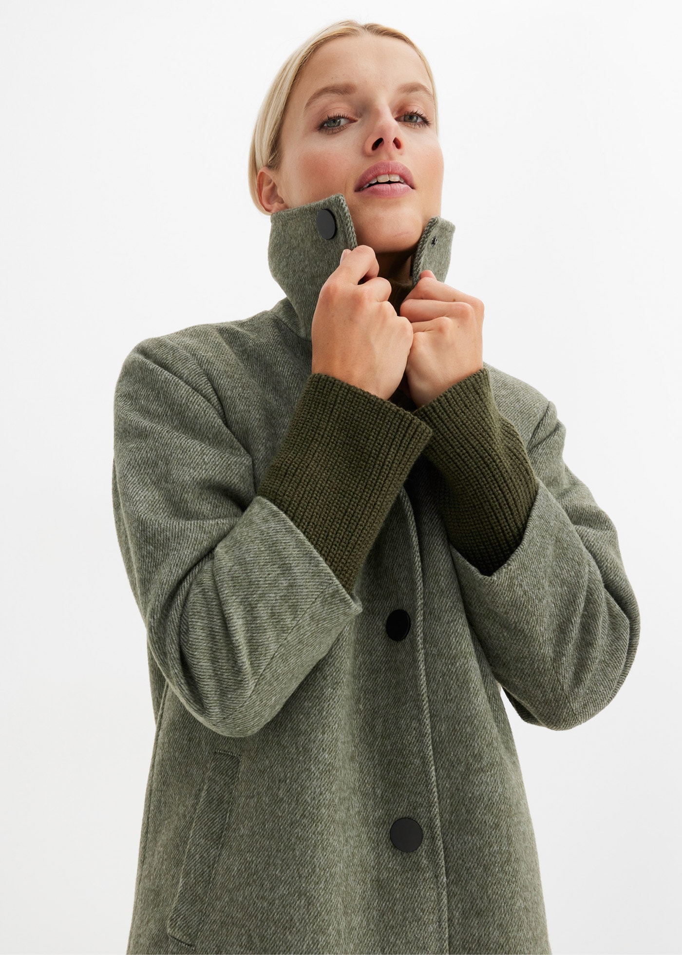 bonprix Kurzmantel »Kurzmantel in Wolloptik« aus Polyester, in A-Linie, mit Stehkragen, in Wolloptik