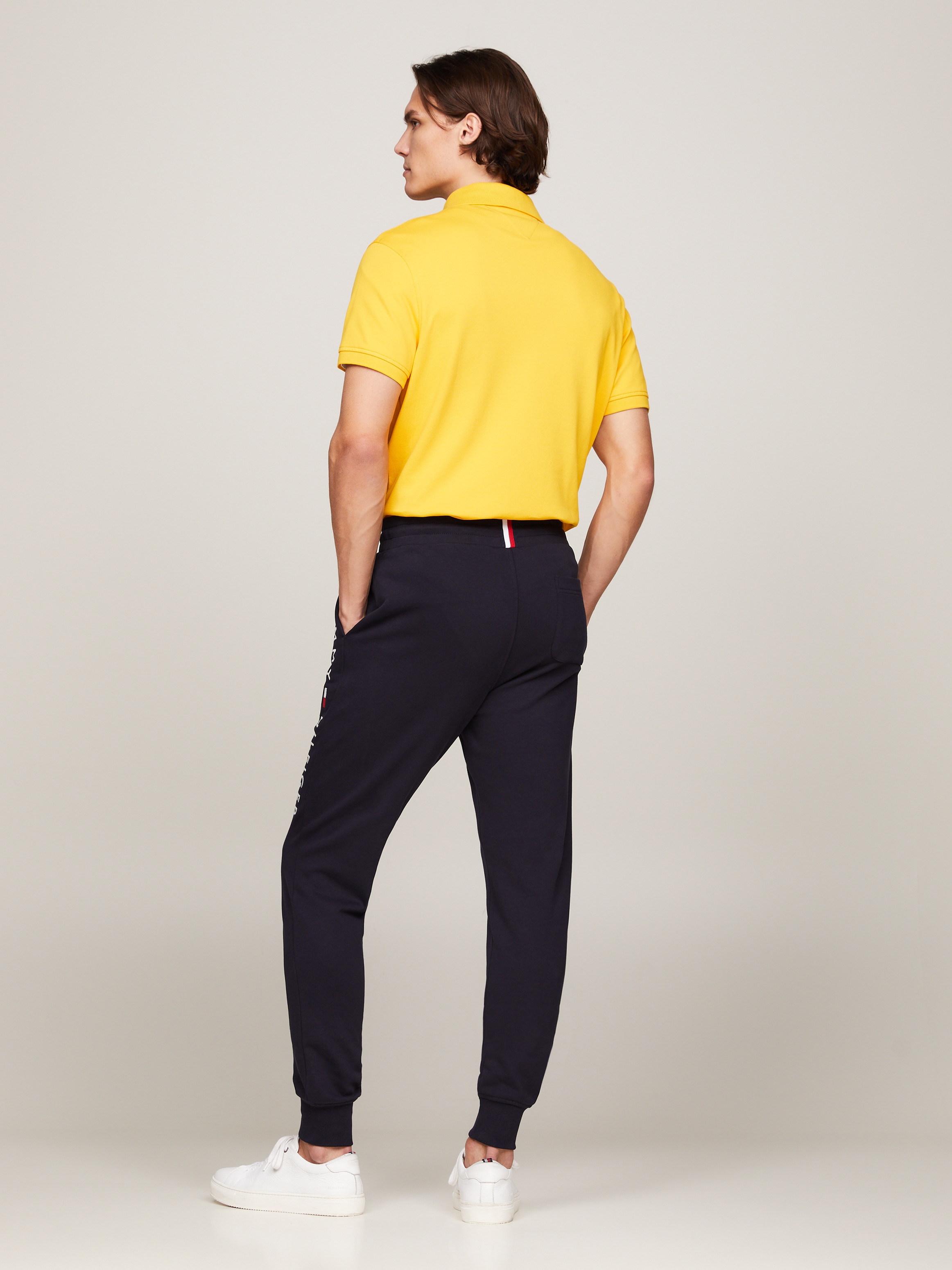Tommy Hilfiger Sweathose »BASIC BRANDED SWEATPANTS«, mit großem Tommy Hilfiger Schriftzug
