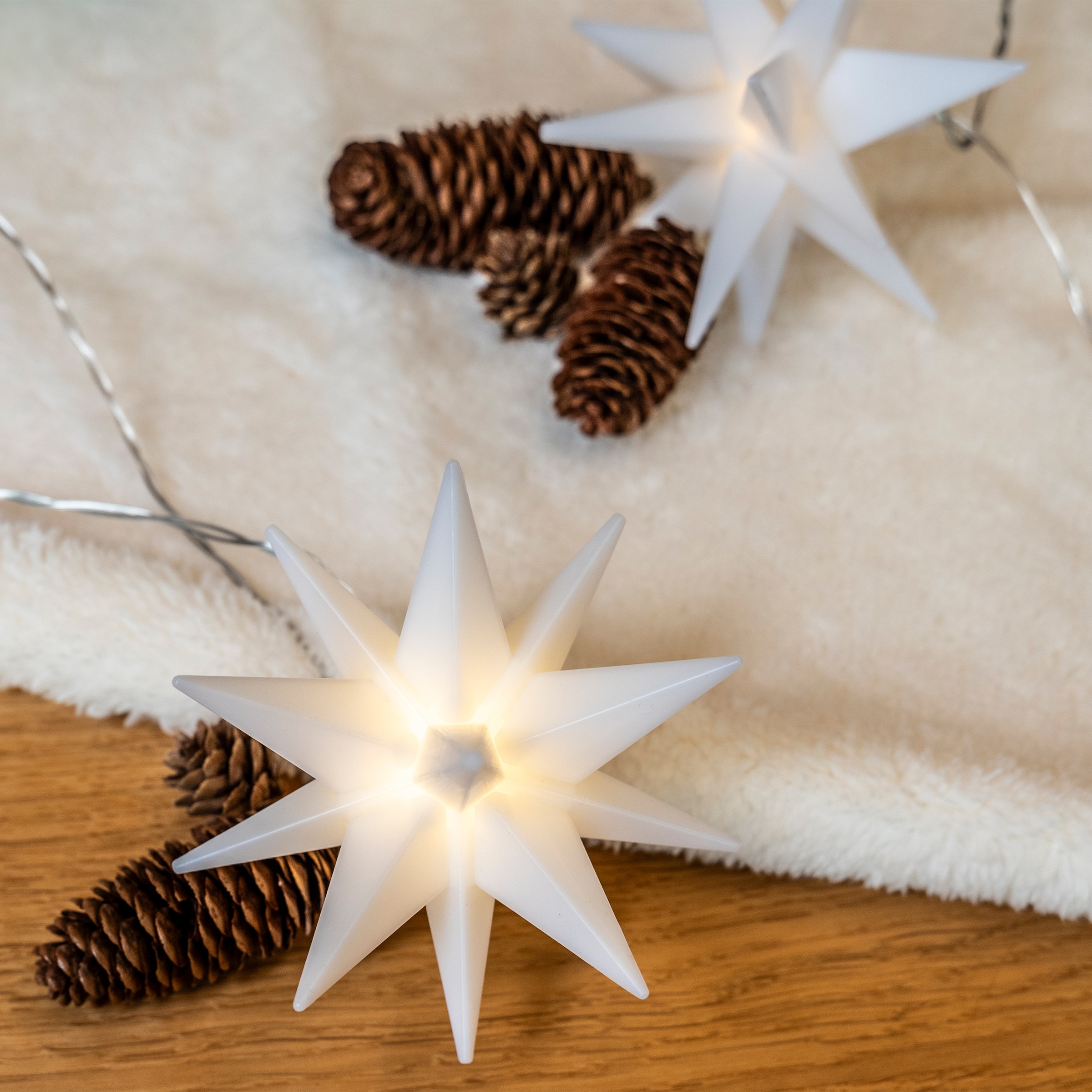 OTTO home LED-Lichterkette »10er 3D-Sterne, Timer, Länge 4,5m, Rot, Weiß oder Gelb, Indoor Outdoor« 10 Stk.-flammig mit Zeitschaltuhr, 4,5 m beleuchtet & 3 m Zuleitung, innen, außen