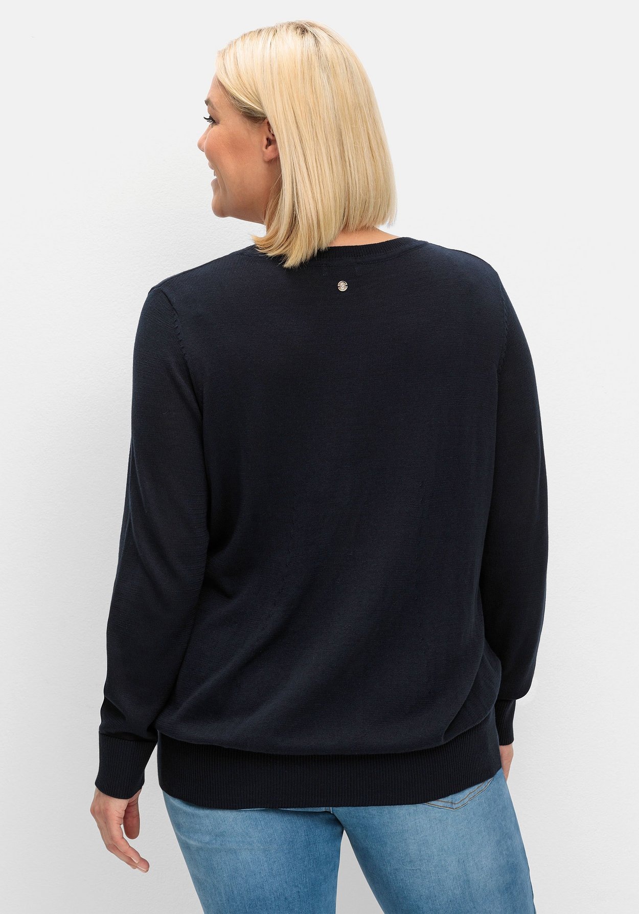 Sheego Rundhalspullover »Pullover aus leichtem Strick, mit Rippbund«, aus leichtem Strick, mit Rippbund