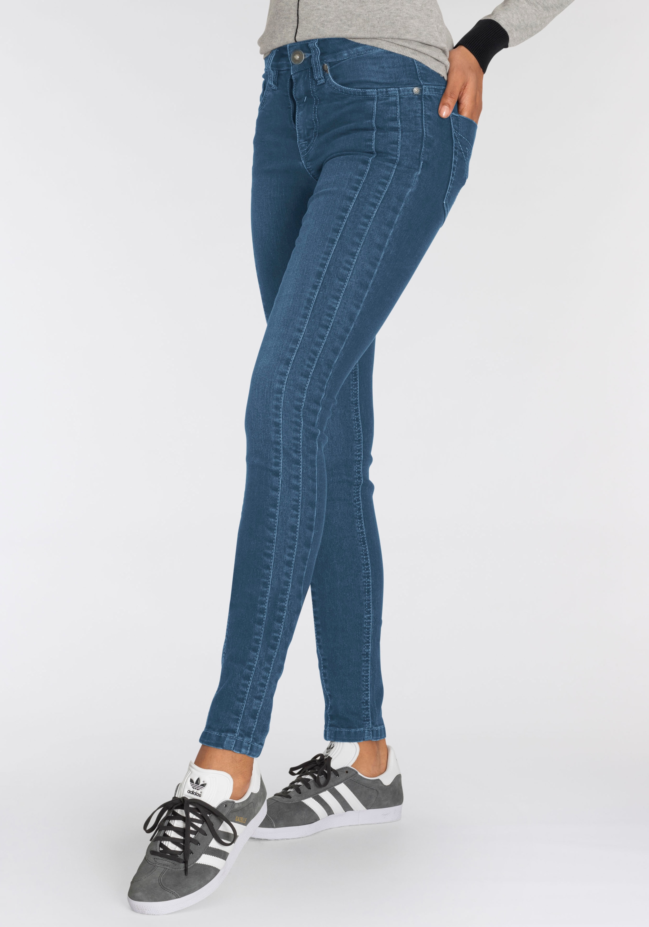 Nahtverläufen - modischen KOLLEKTION Slim-fit-Jeans, NEUE Arizona Mit ♕ bei