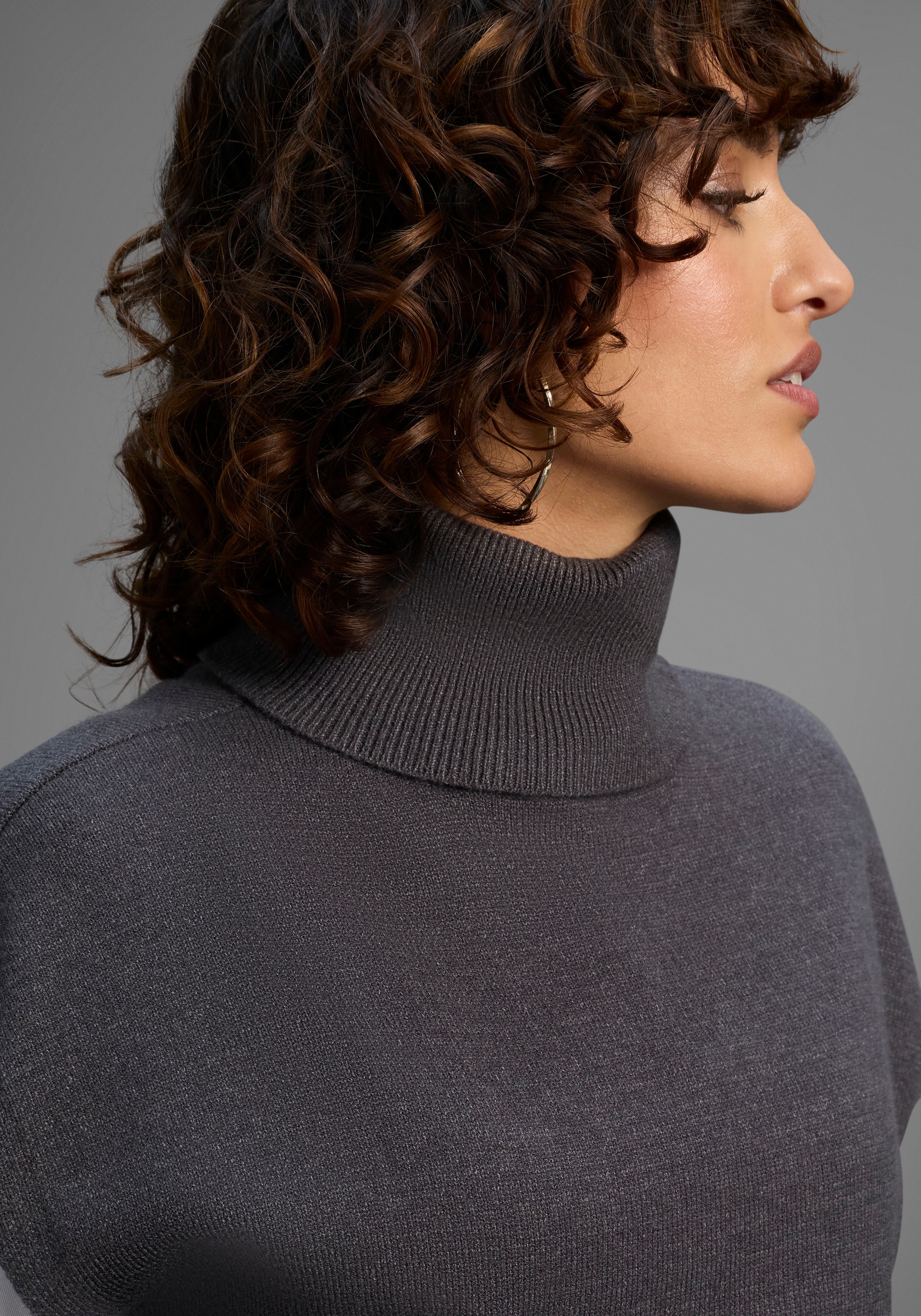 Laura Scott Pullunder softer Übergangsstrick mit Rollkragen - NEUE KOLLEKTION