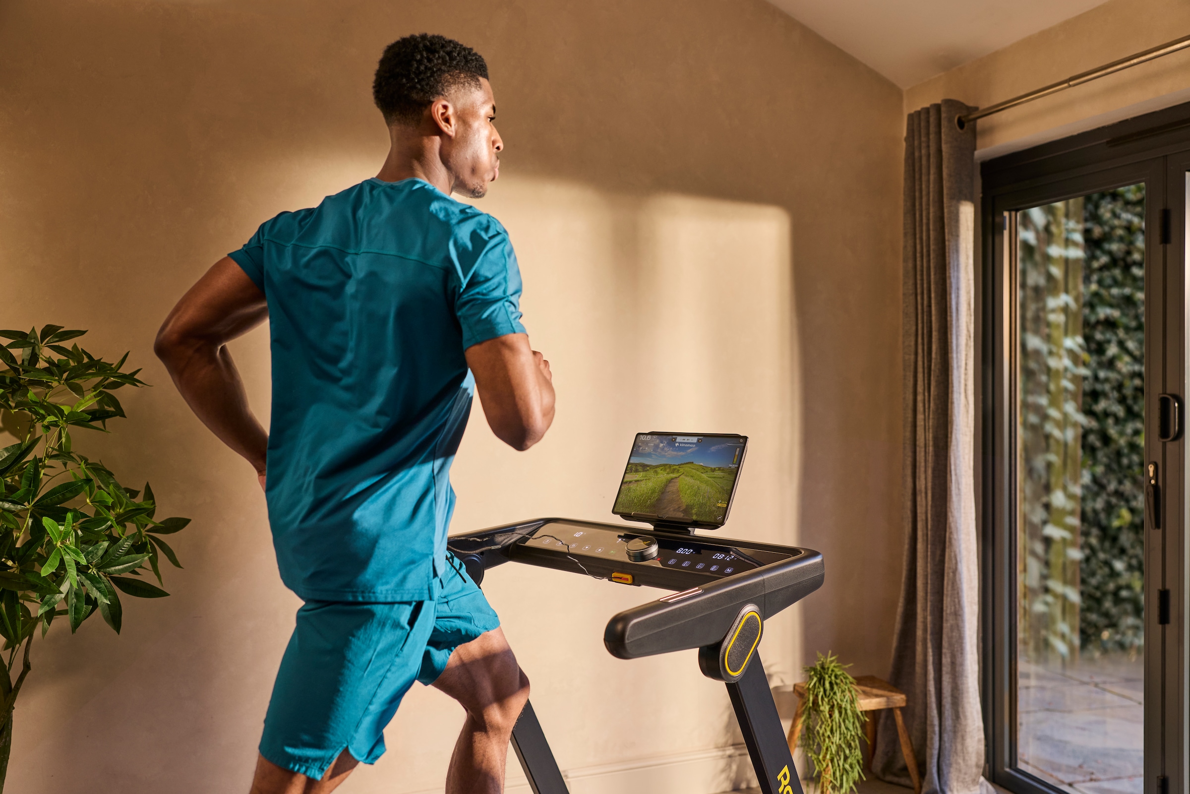 Reebok Laufband »Reebok ERS 510T Laufband – klappbar, 18 km/h« Suspension-Dämpfung, Soft-Drop-Klappsystem, 90% vormontiert