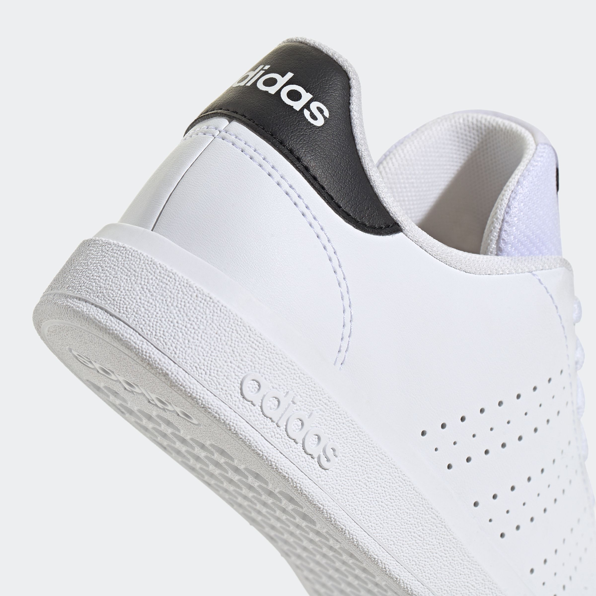 adidas Sportswear Sneaker »ADVANTAGE BASE 2.0 KIDS«, Design auf den Spuren des adidas Stan Smith