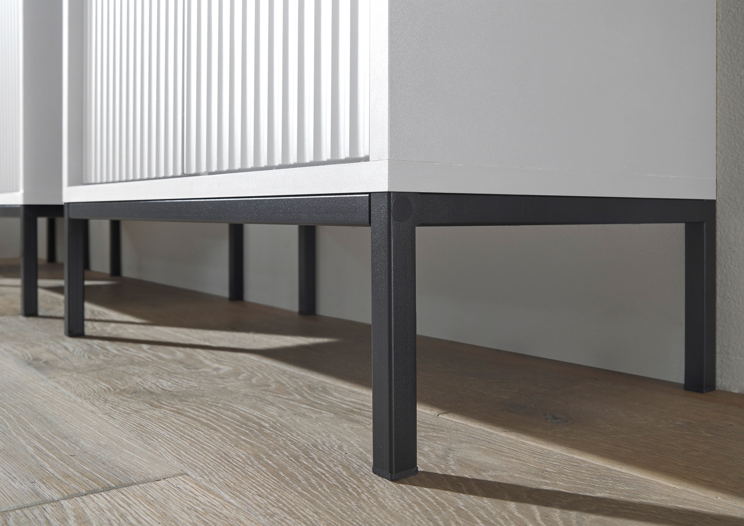 BASIC by Balculina Waschbeckenunterschrank »Lucera Waschbeckenunterschrank, Badezimmerschrank BxHxT 60x60x32«, (1 St.), Breite 60 cm, Tür L/R montierbar