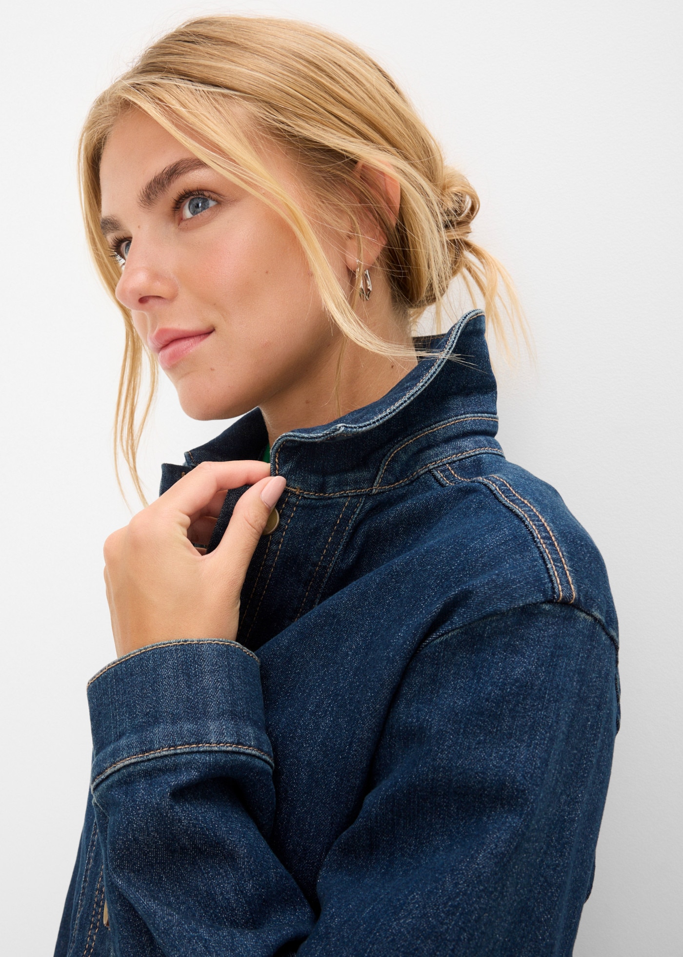 bonprix Jeansjacke Regular Fit, Langarm, aus Baumwolle, Casual-Stil