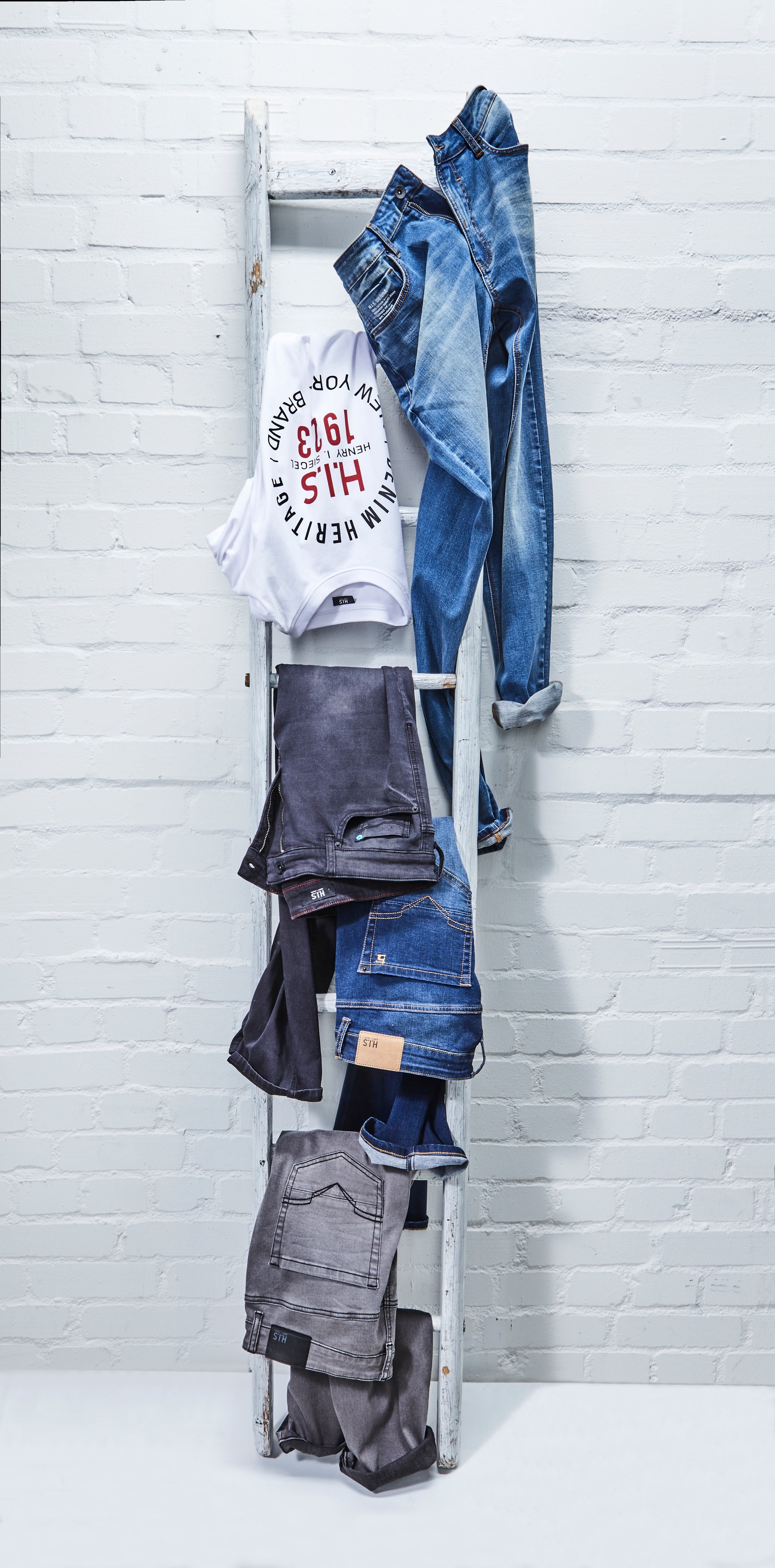 H.I.S Straight-Jeans »DIX«, gerade Beinform, niedrige Leibhöhe, Used-Waschung