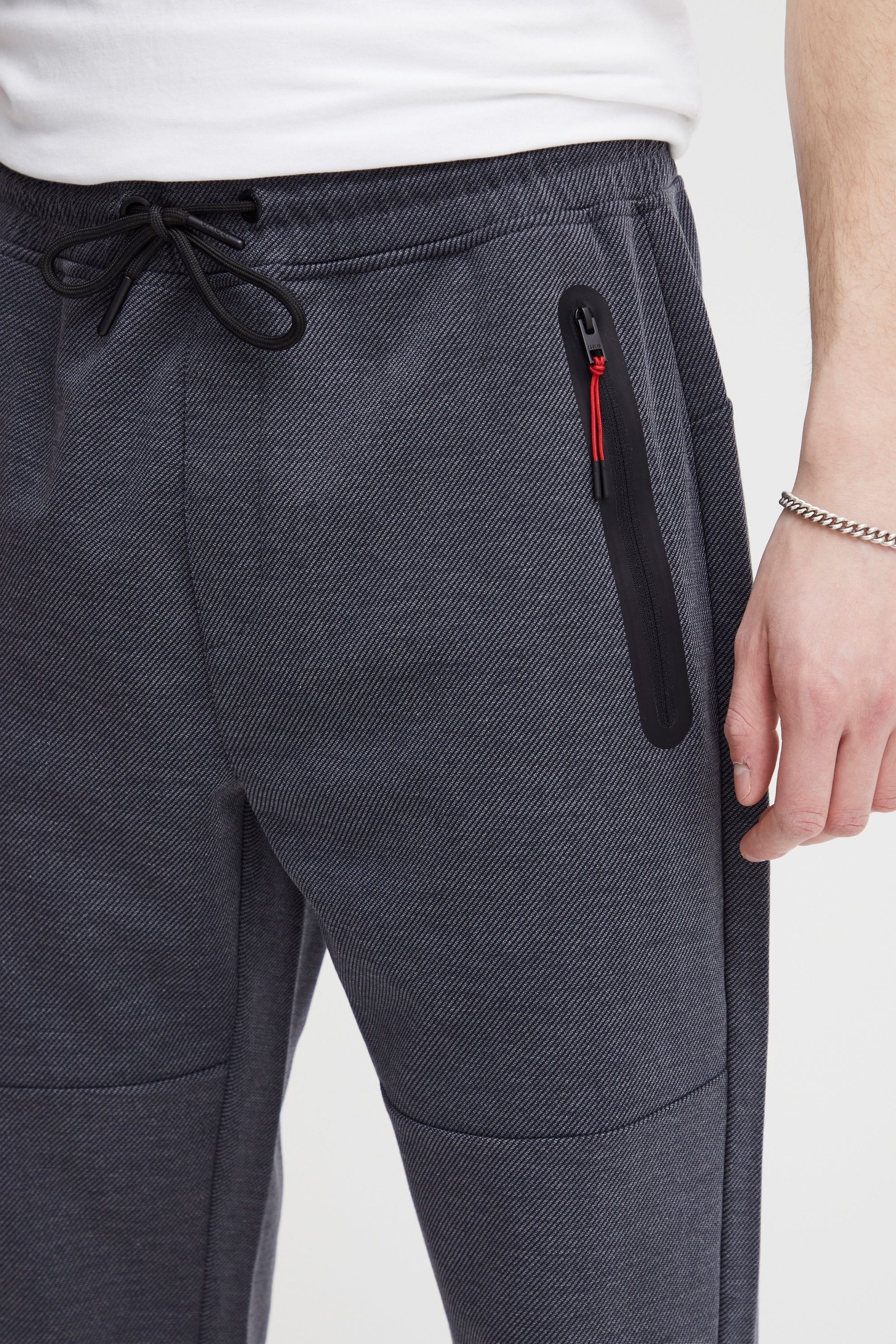 !Solid Sweatpants »Sweatpants SDVinh«