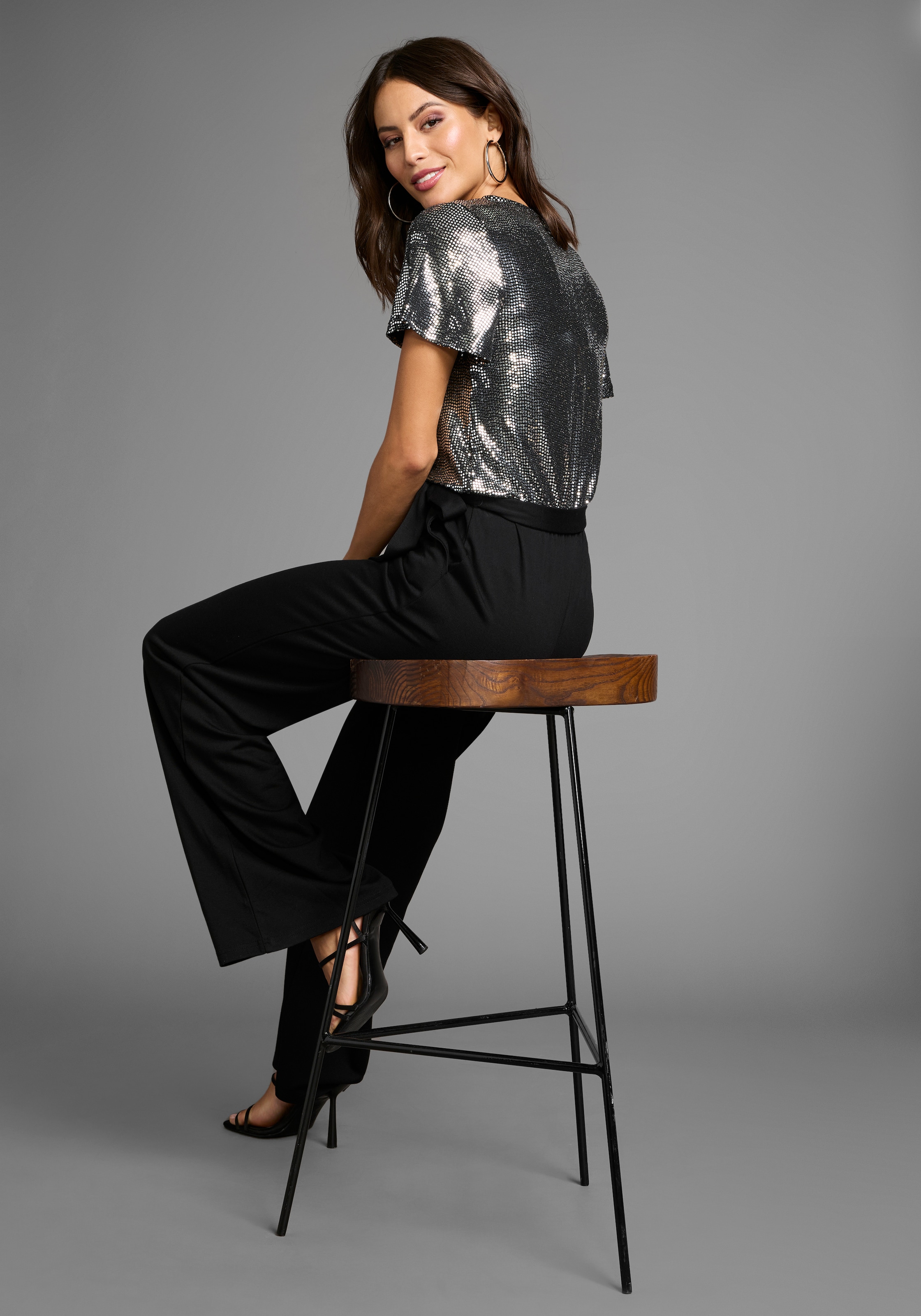Laura Scott Jumpsuit, mit Glitzereffekten und Gürtel