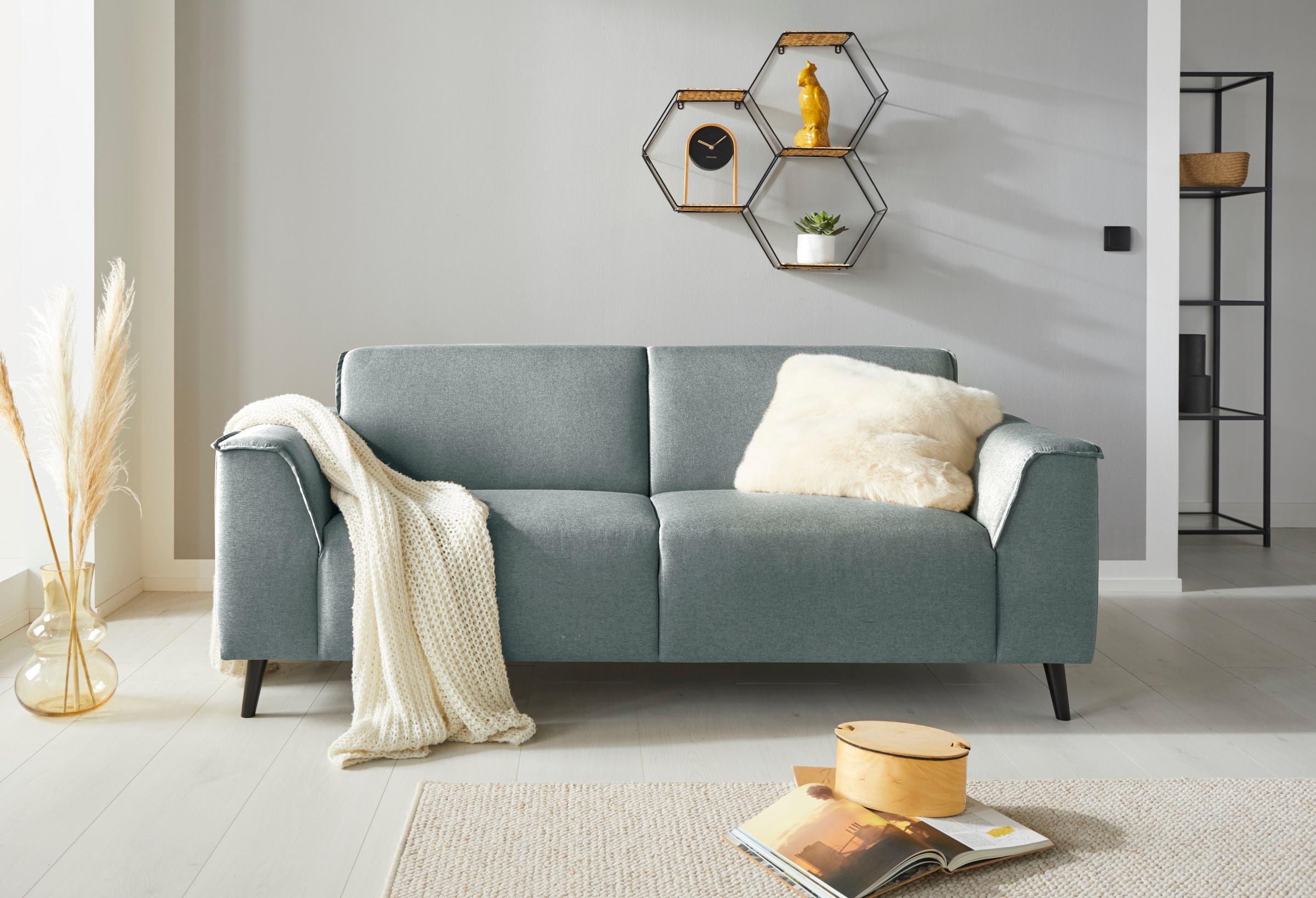 DOMO collection 2,5-Sitzer »Amora tolle Verarbeitungsdetails, komfortabel,« mit Federkern für hohen Sitzkomfort