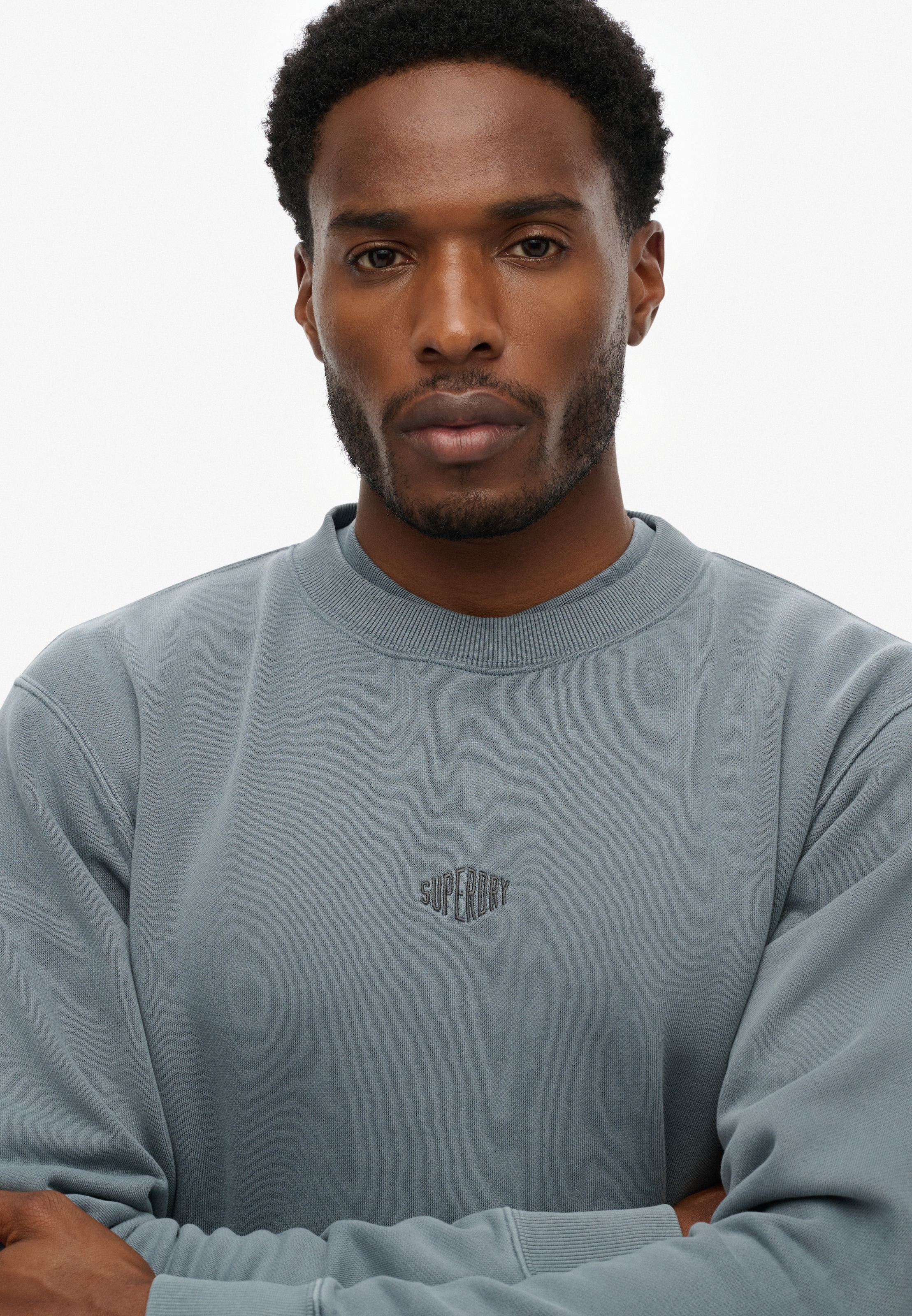 Superdry Sweatshirt »MICRO LOGO CREW«, mit Micro-Marken-Logo

