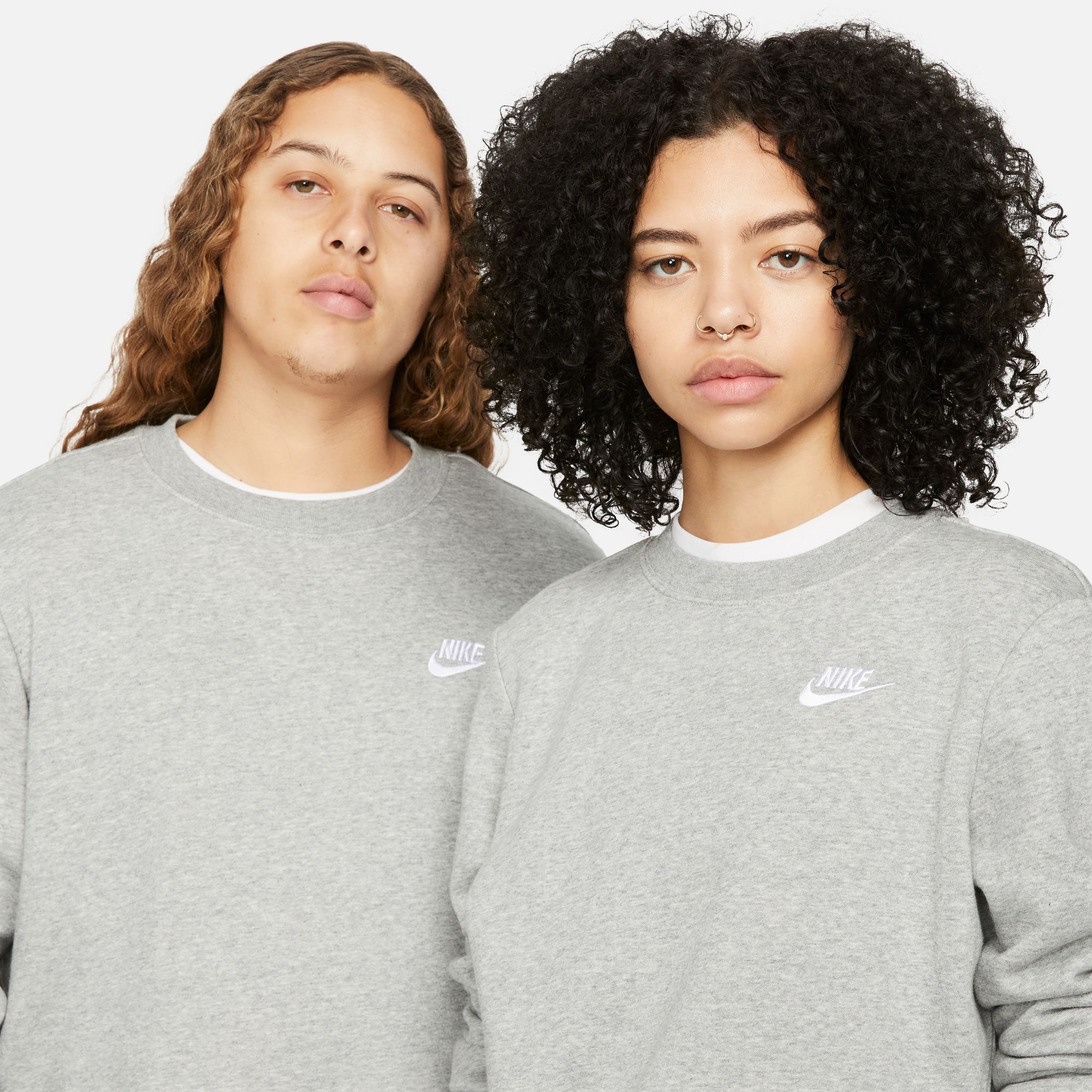 Nike Sportswear Sweatshirt »CLUB FLEECE WOMEN'S CREW-NECK SWEATSHIRT«