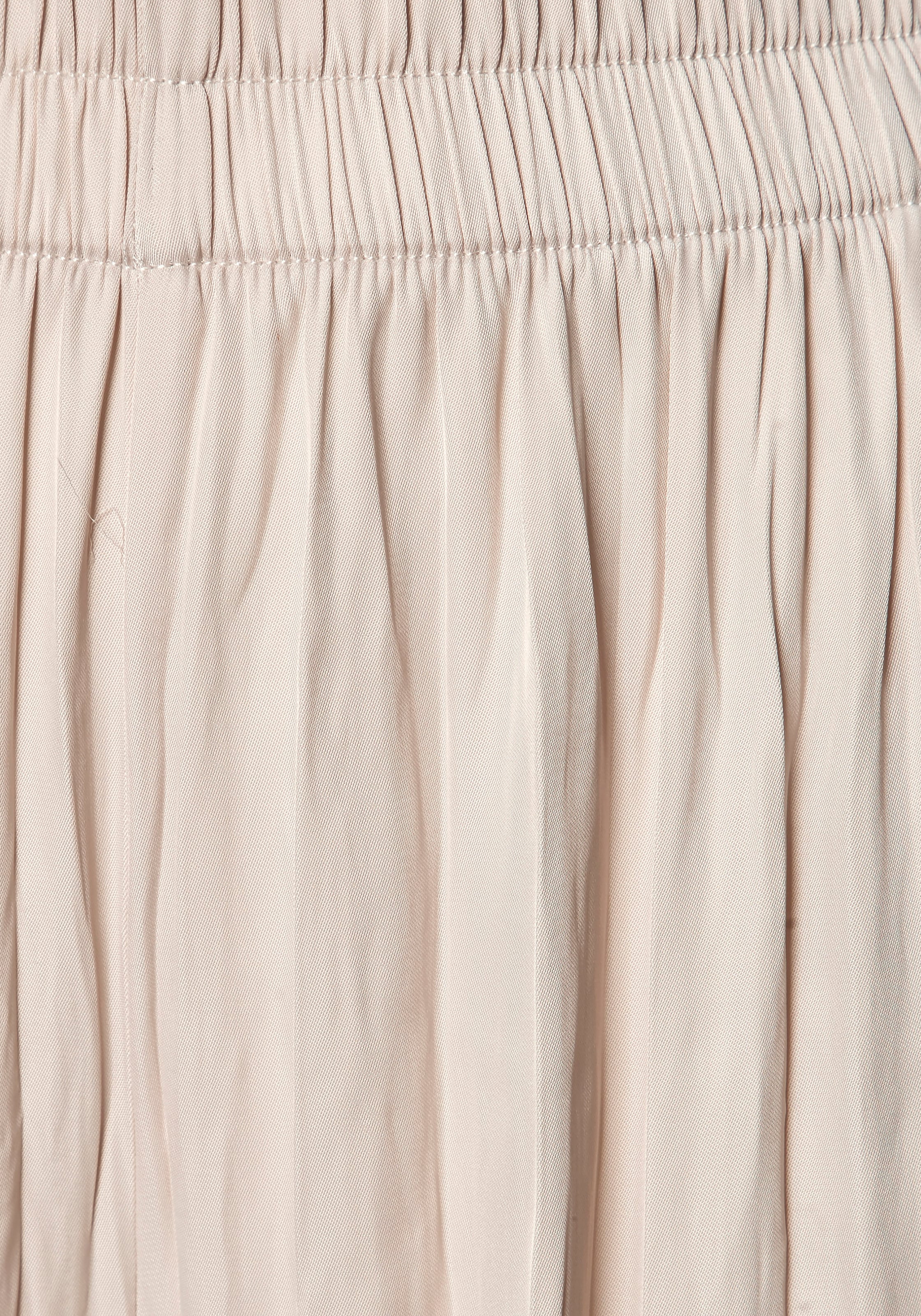 LASCANA Palazzohose  mit Plisseefalten, leichte Satinqualität. luftige Sommerhose, elegant