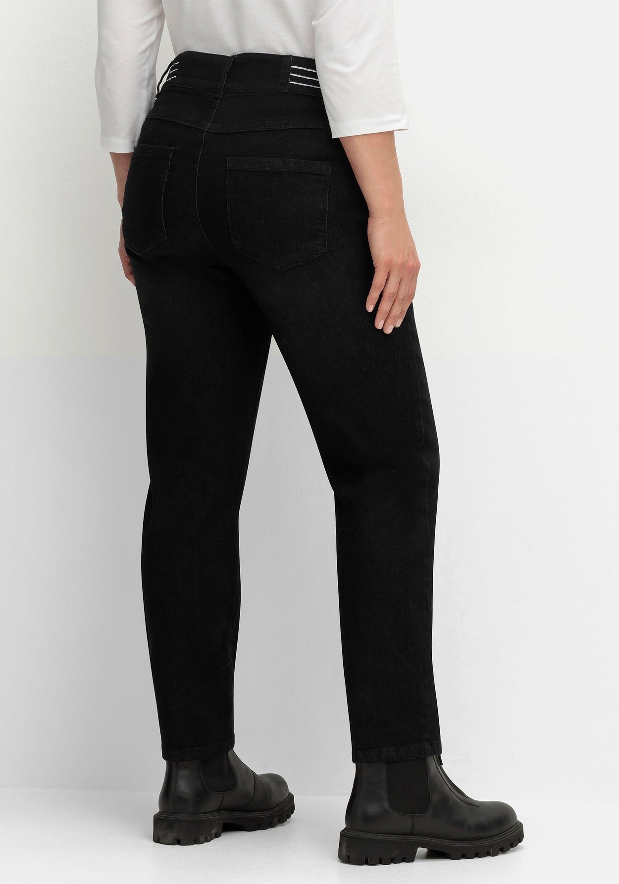 Sheego Stretch-Jeans »Schmale Jeans mit Glitzer-Zierband am Bund«