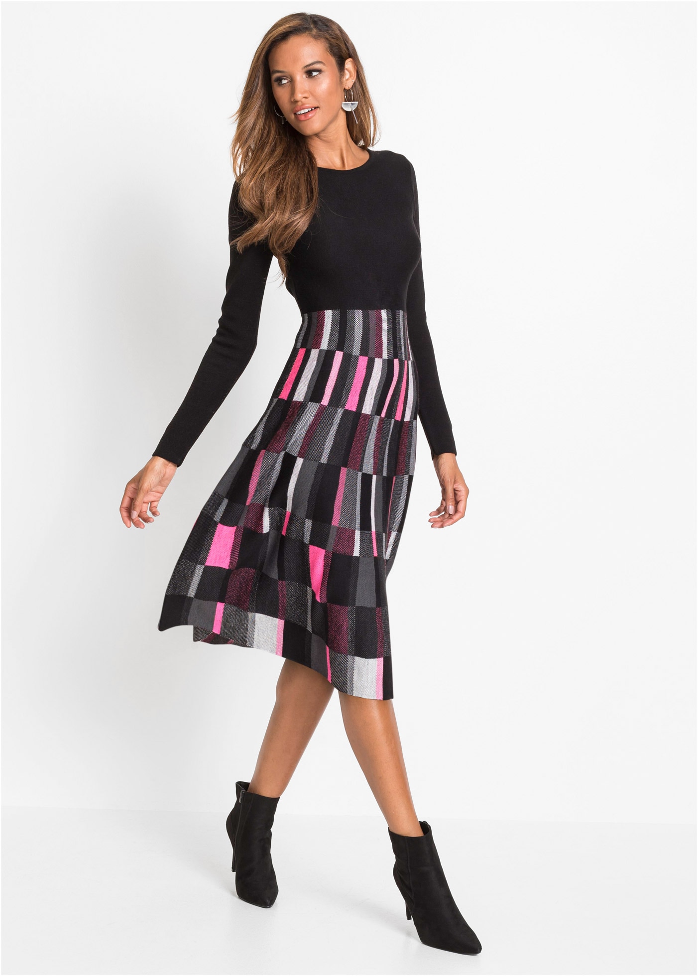 bonprix Strickkleid »Ausgestelltes Jacquard-Strickkleid« Ausgestelltes Jacquard-Strickkleid