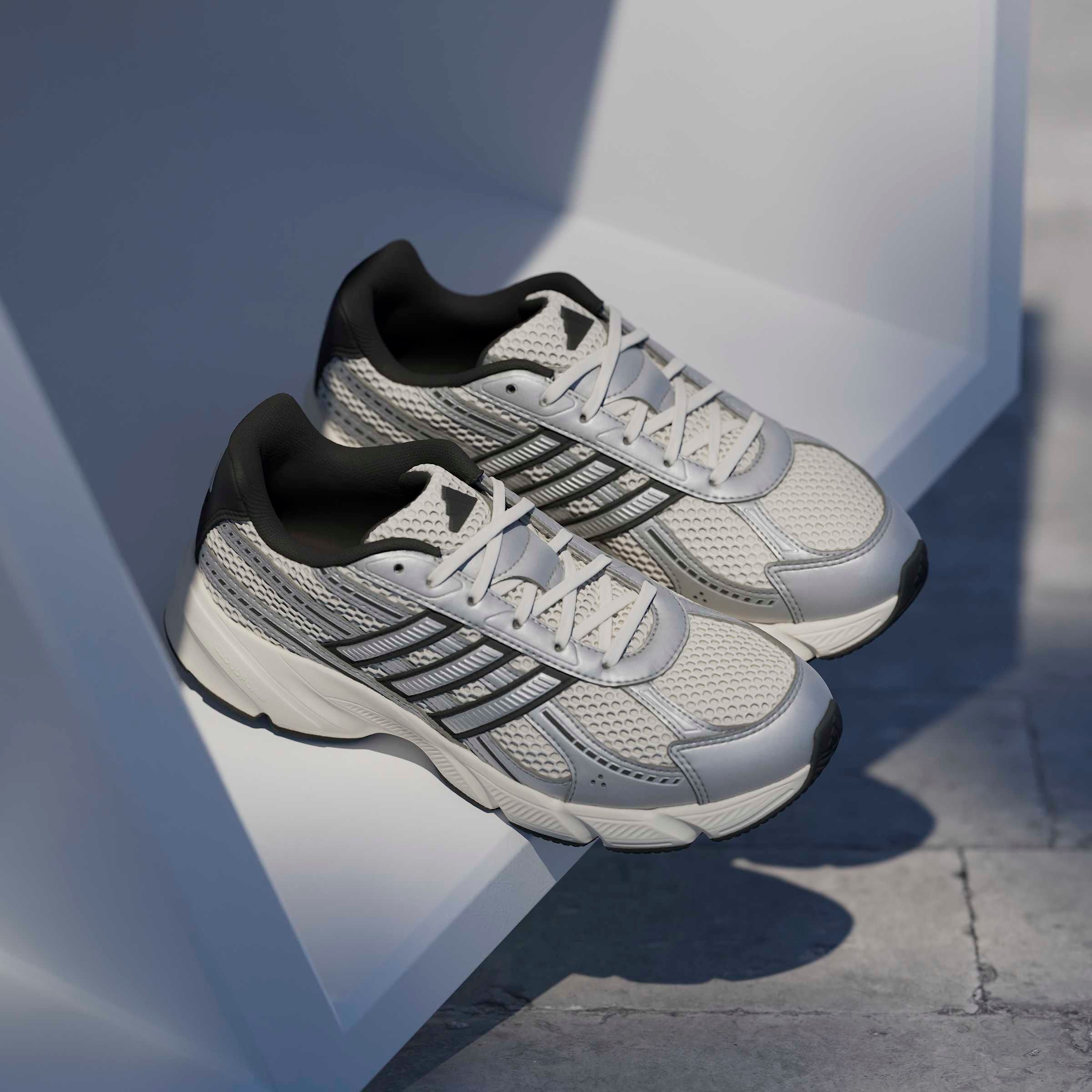 adidas Sportswear Sneaker »TECHNOCHAOS 2000«  inspiriert vom Design des adistar control