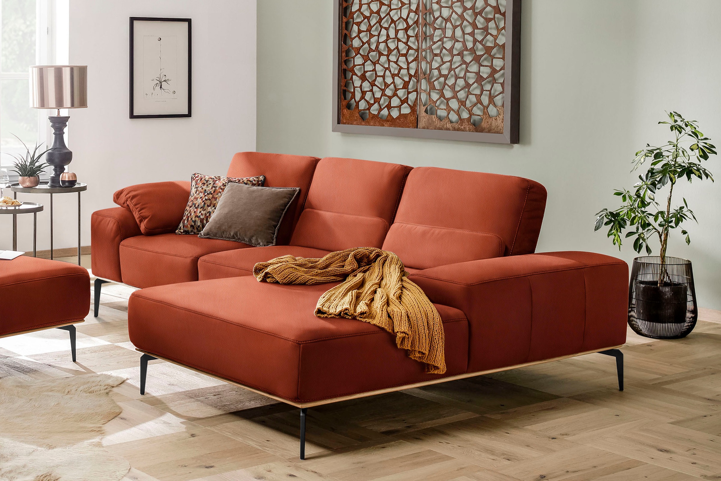 W.SCHILLIG Ecksofa »run, Designsofa mit tollem Sitzkomfort, bequem, L-Form«, mit Holzsockel, Füße in Schwarz pulverbeschichtet, Breite 279 cm