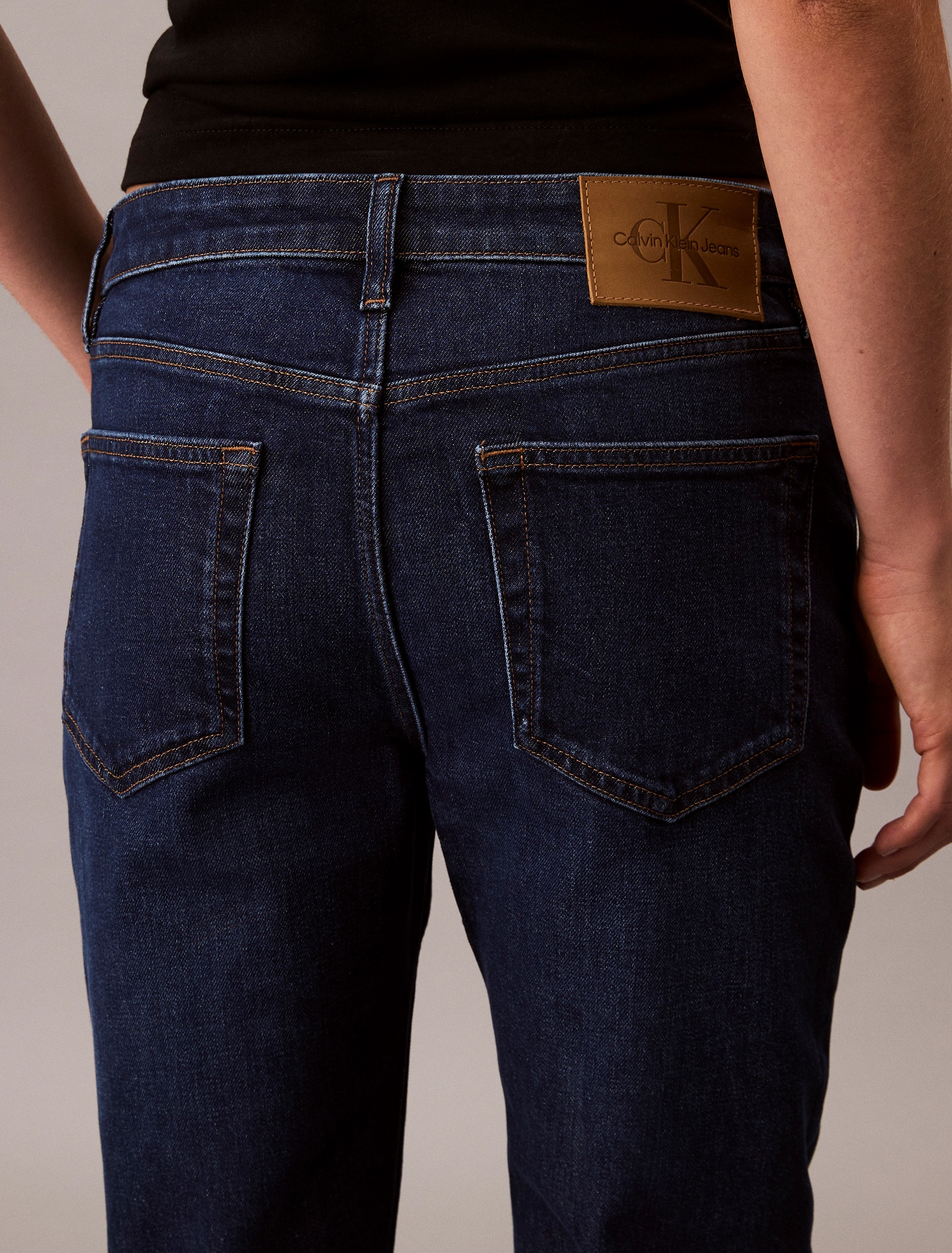 Calvin Klein Jeans Skinny-fit-Jeans »MID RISE SLIM«, Mit Gürtelschlaufen