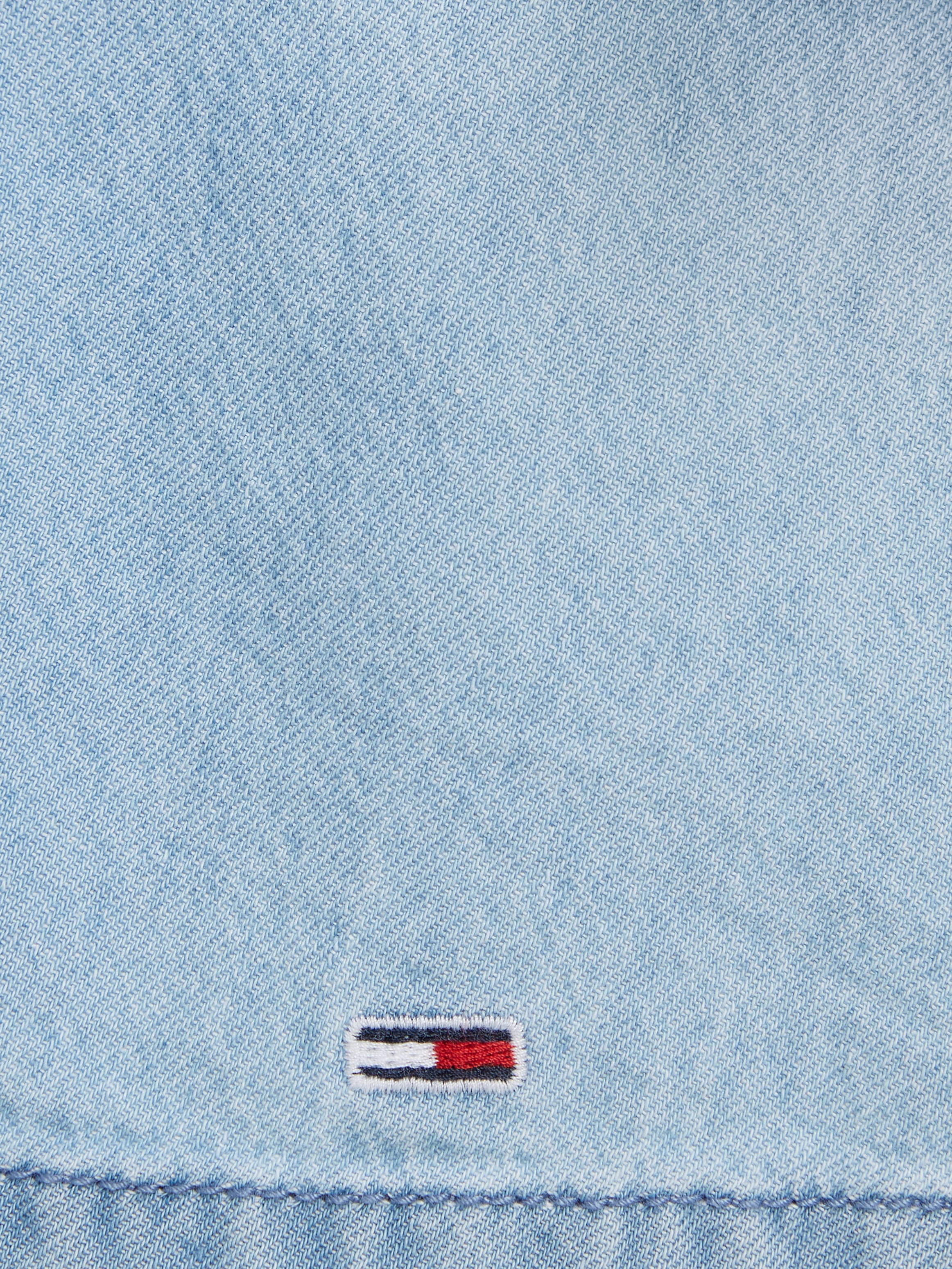 Tommy Jeans A-Linien-Kleid »TJW CHAMBRAY A-LINE SS DRESS EXT«, mit Tommy Jeans Flagge
