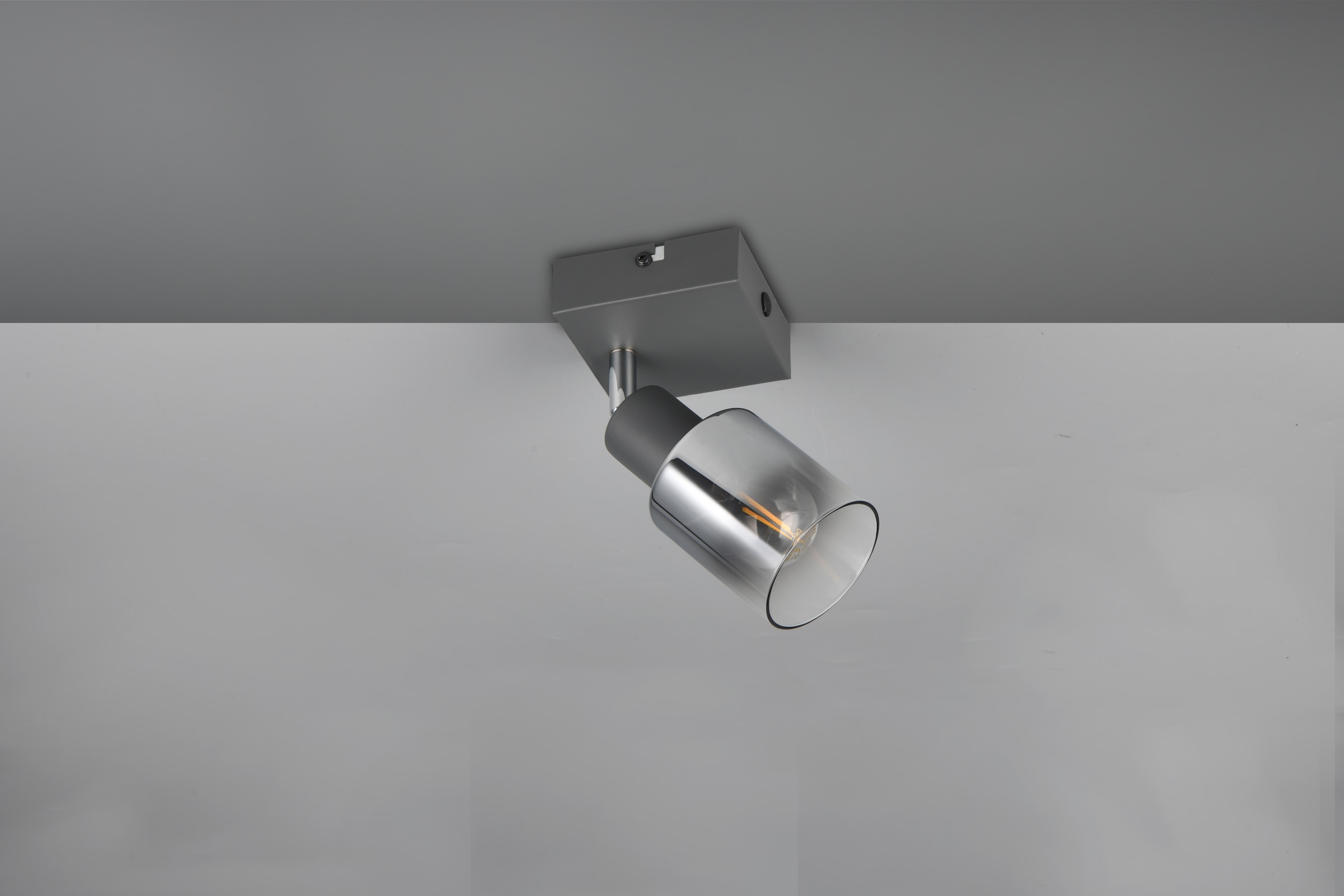 REALITY Leuchten Deckenstrahler »CADIZ, Spot 1-flammig, exkl 1xE14 max 10W, Glas anthrazit, verspiegelt« E14 1 Stk. warmweiß - kaltweiß verstellbarer Spot als Wandstrahler oder Deckenstrahler mit Glasschirm