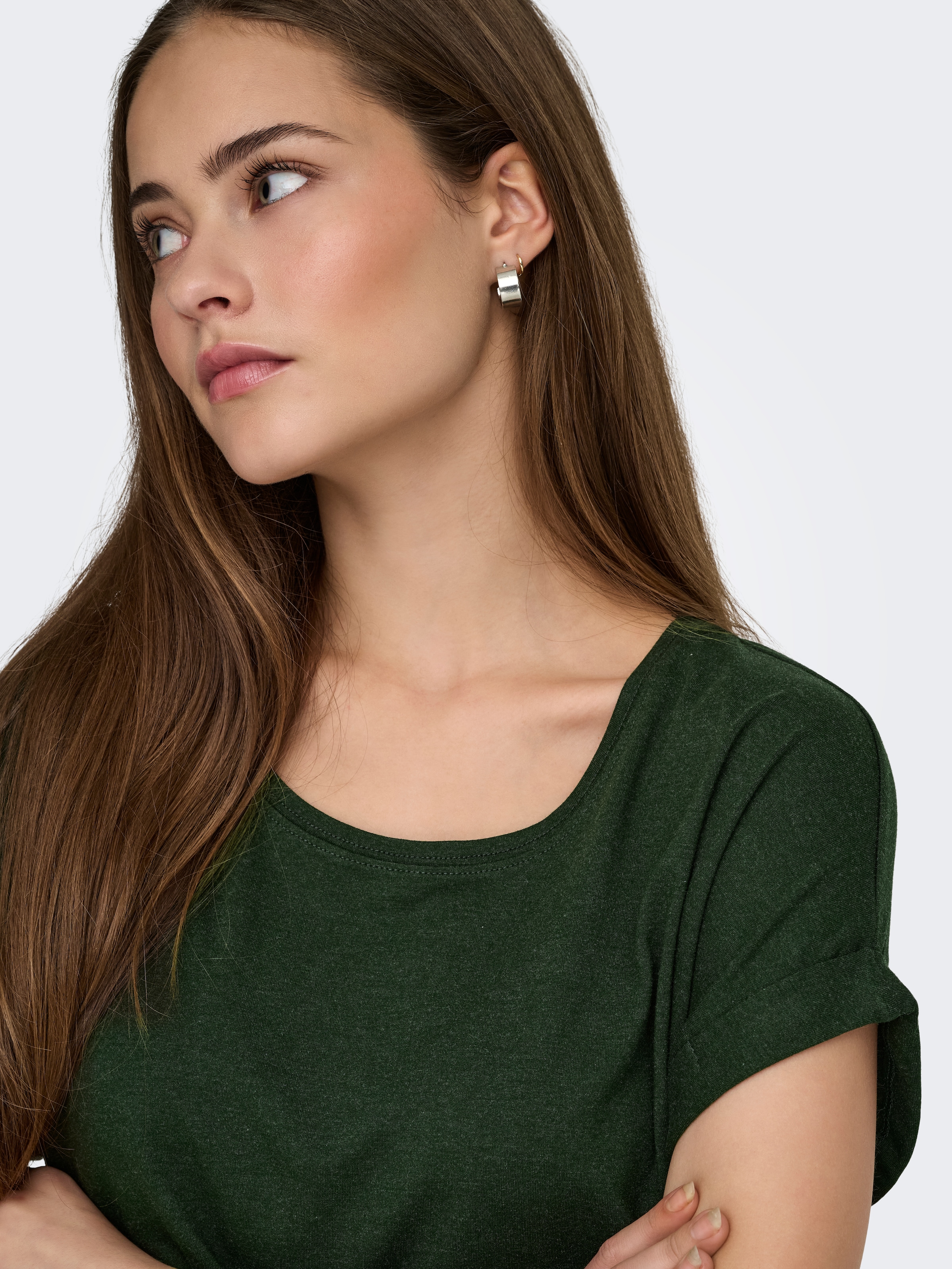 ONLY T-Shirt »ONLMOSTER – T-Shirt mit melierter Optik und elastischem Material« meliert, casual, lässig geschnitten, Viskosemischung, Rundhals