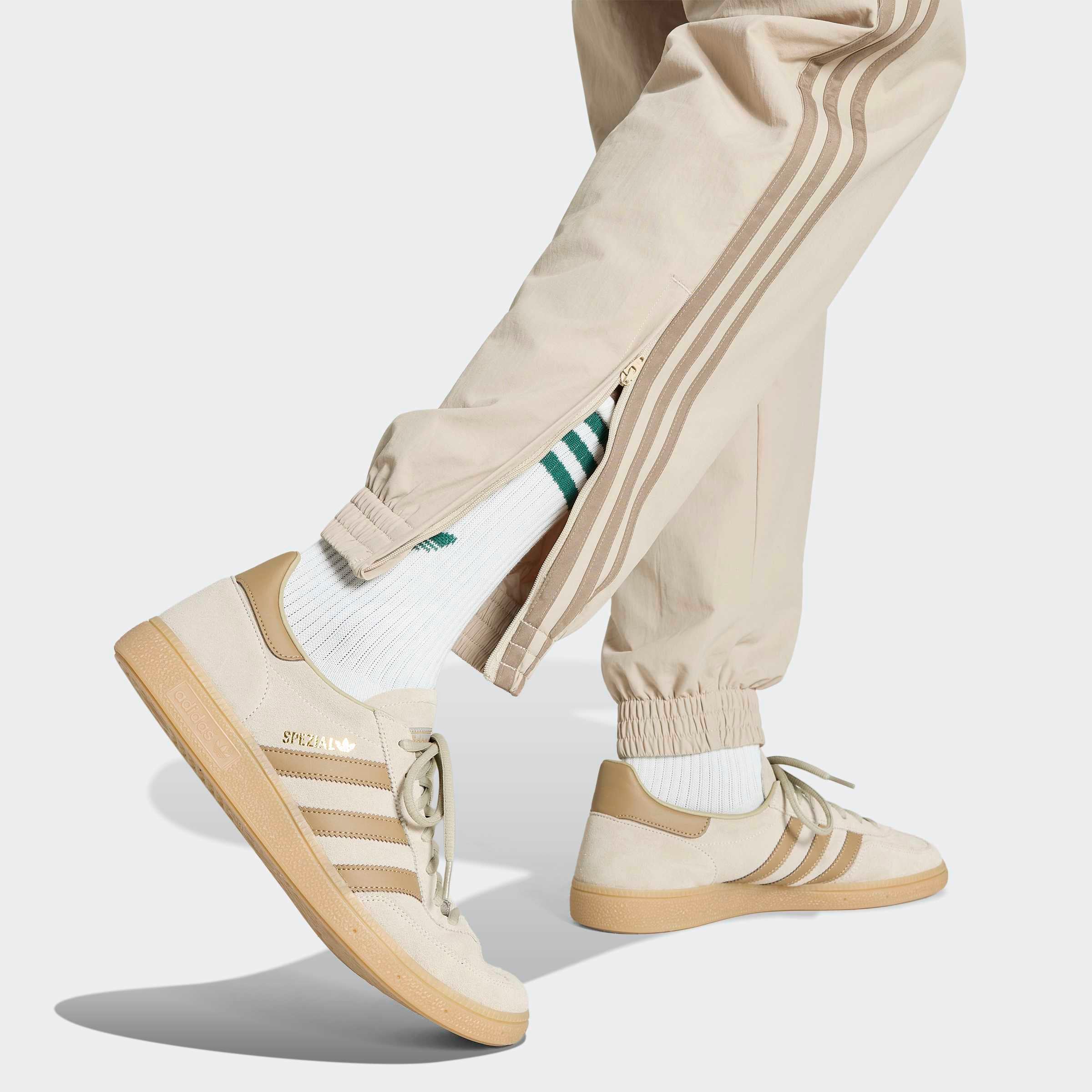 adidas Originals Sporthose »FIREBIRD WOVEN«