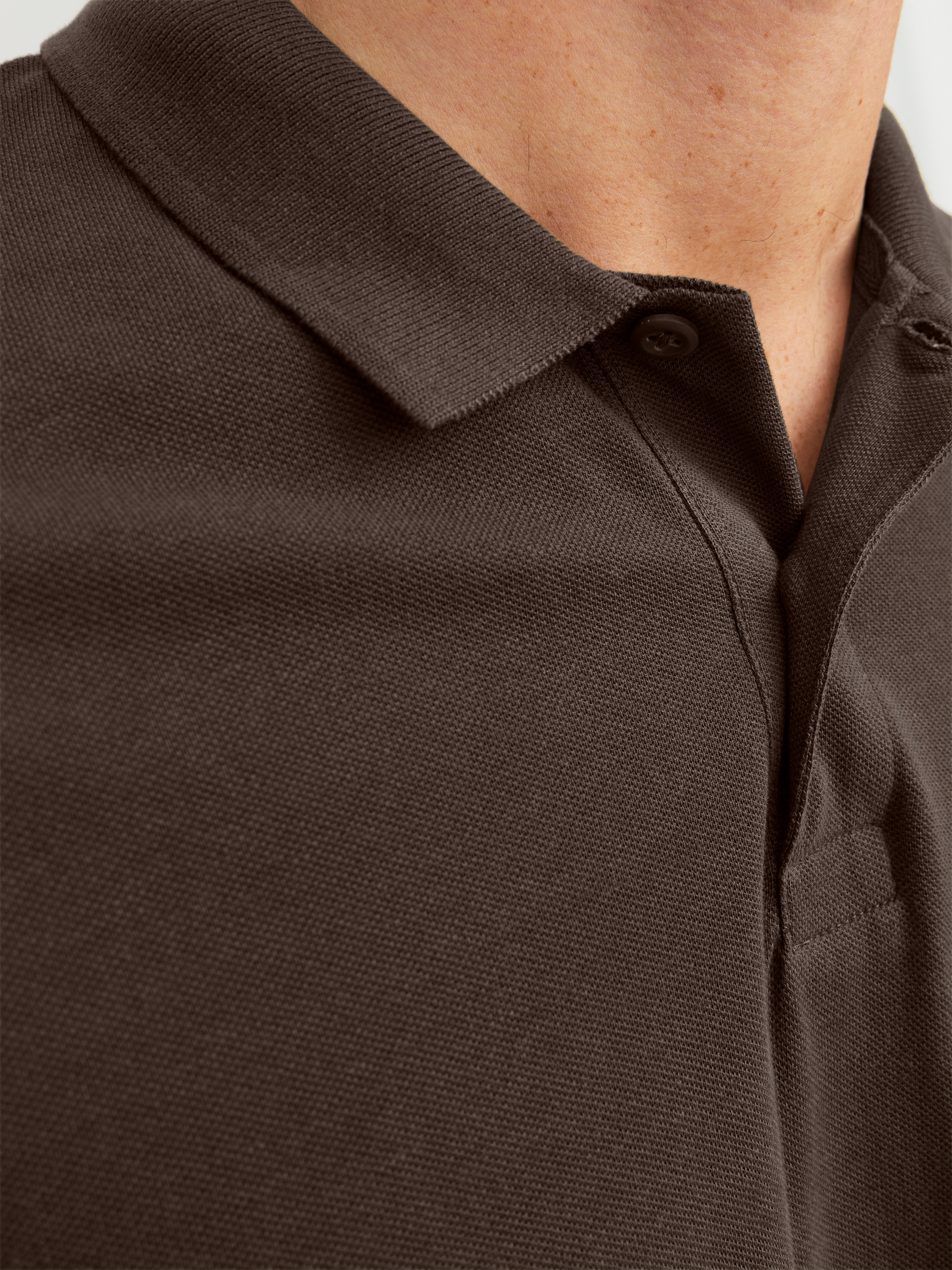 Jack & Jones Poloshirt »JJEBASIC POLO SS NOOS«, mit Logo Stickerei
