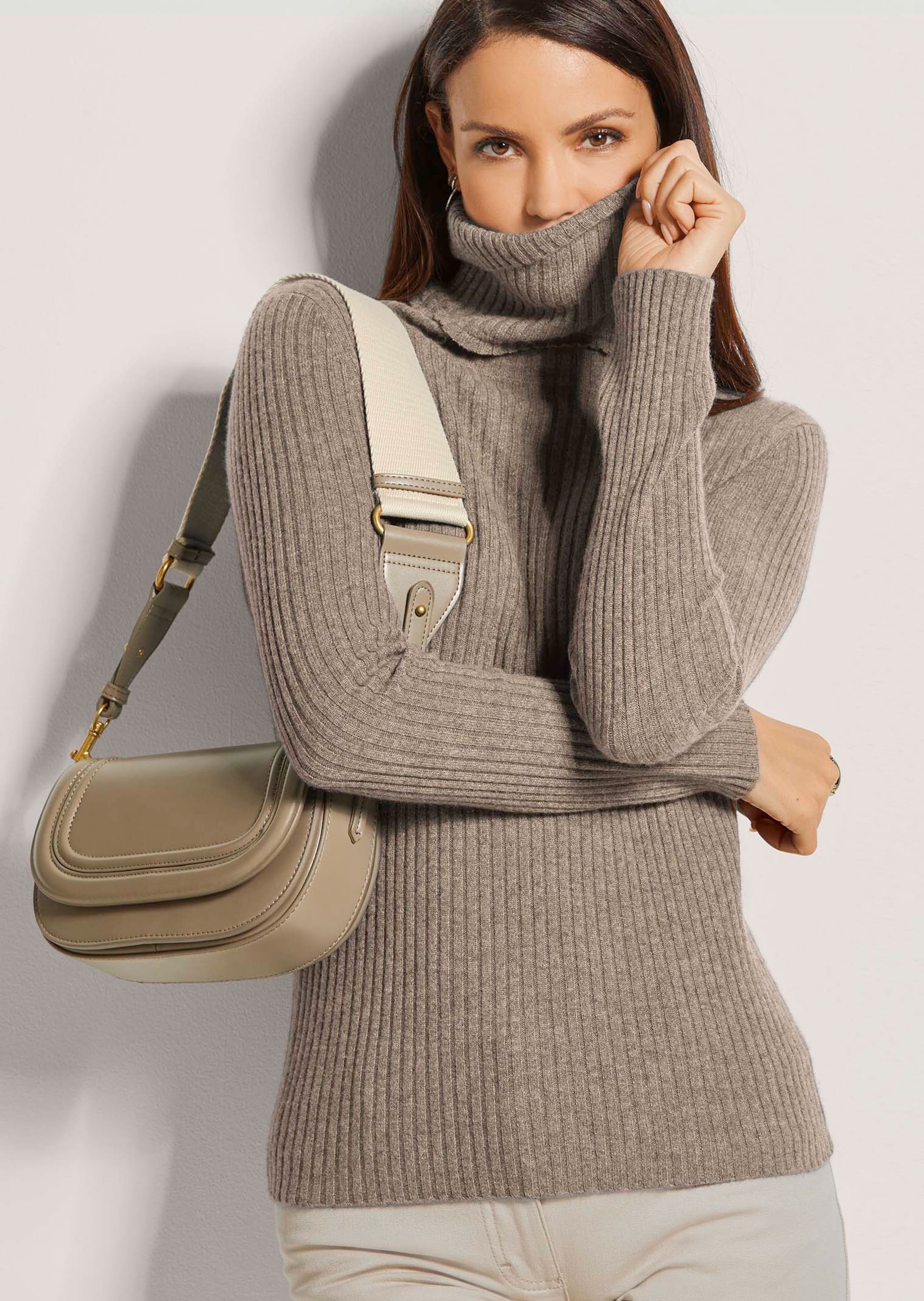 MADELEINE Longpullover »Kaschmirpullover Rollkragenpullover aus Kaschmir« Good-Cashmere-Qualität