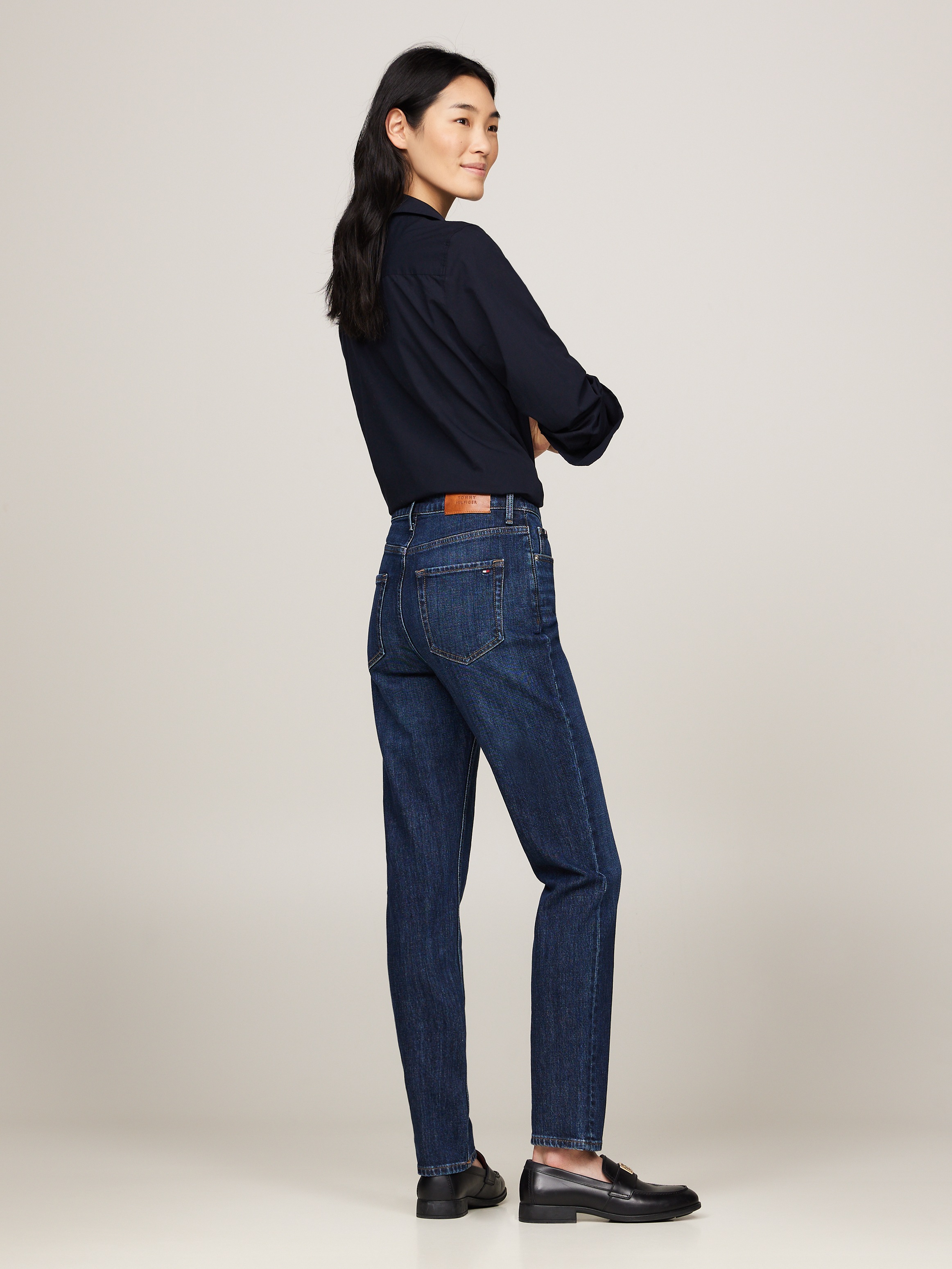 Tommy Hilfiger Slim-fit-Jeans »SLIM CIGARETTE HW A DARK BLUE«, mit Tommy Hilfiger Logo-Badge