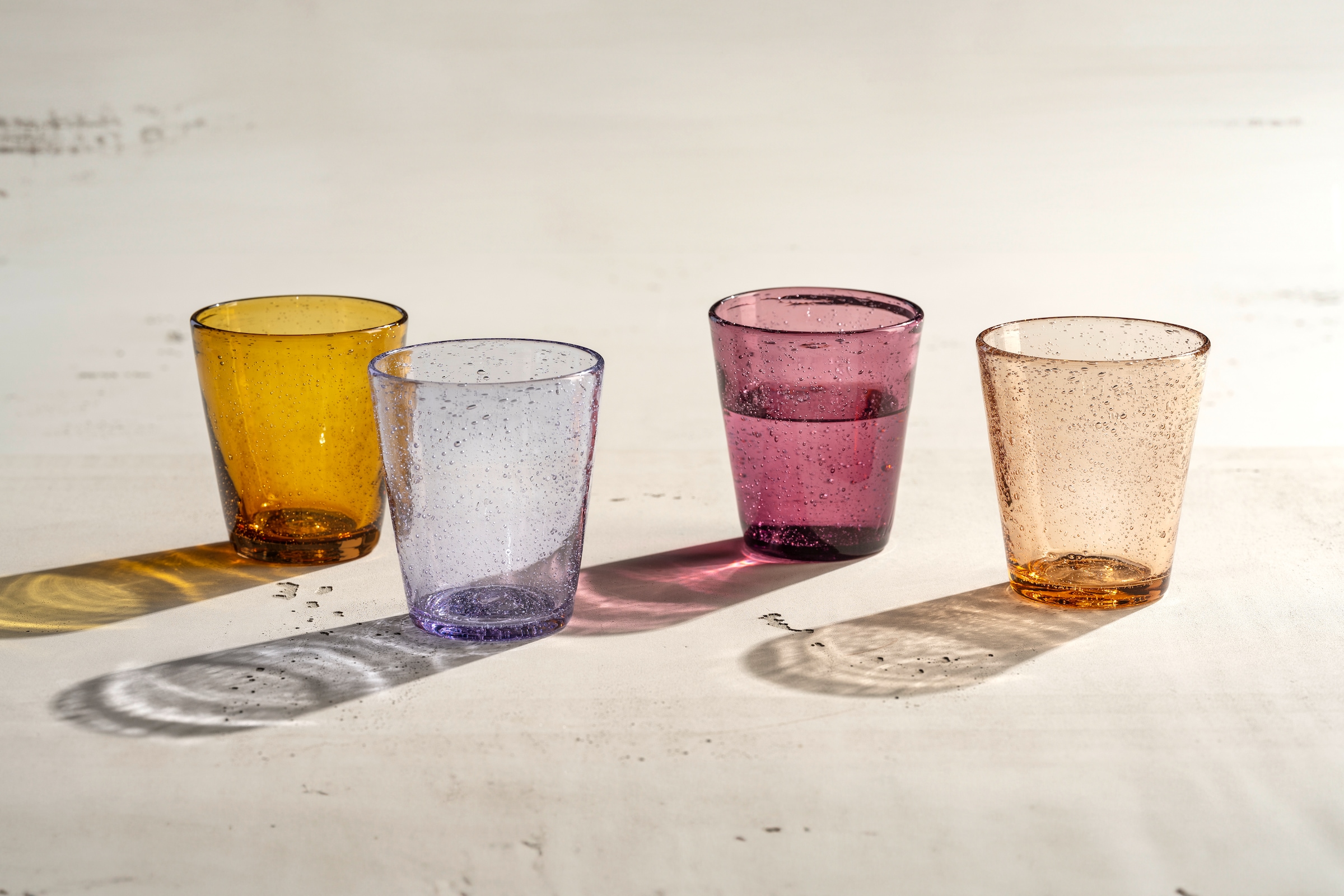 LEONARDO Gläser-Set »Trinkglas BURANO, 330 ml, 4er-Set« aus mundgeblasenem Schaumglas